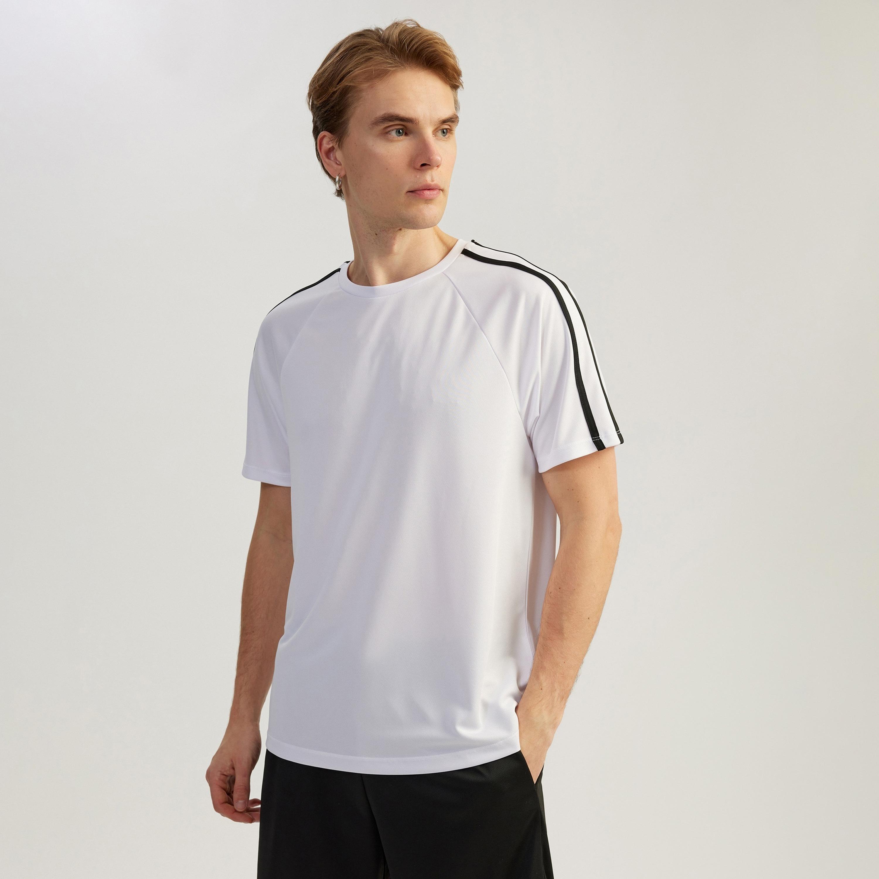 Koton Plain Crew Neck Short Raglan Sleeves Men's T-Shirt-men-clothing-tshirtsandpolos-tshirts-image-1