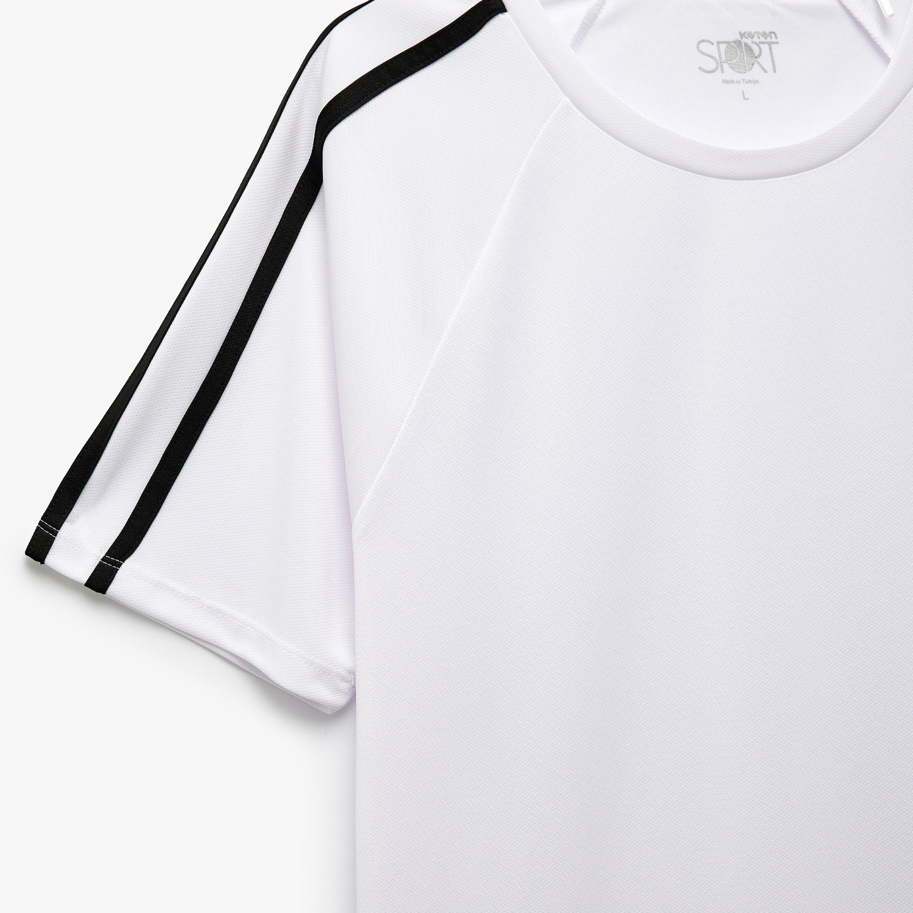 Koton Plain Crew Neck Short Raglan Sleeves Men's T-Shirt-men-clothing-tshirtsandpolos-tshirts-image-3