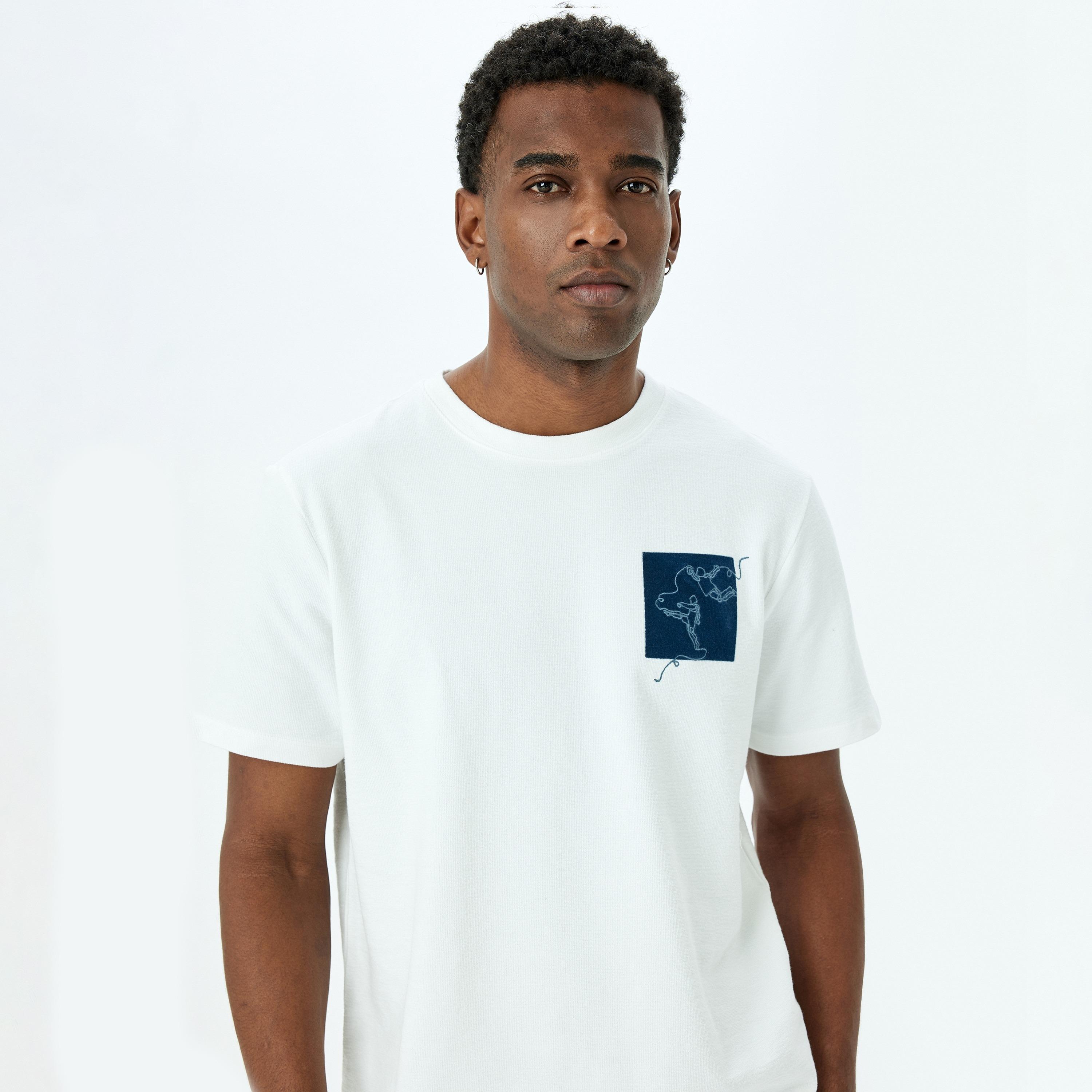 Koton Textured Crew Neck Short Sleeves Men's T-Shirt-men-clothing-tshirtsandpolos-tshirts-image-2