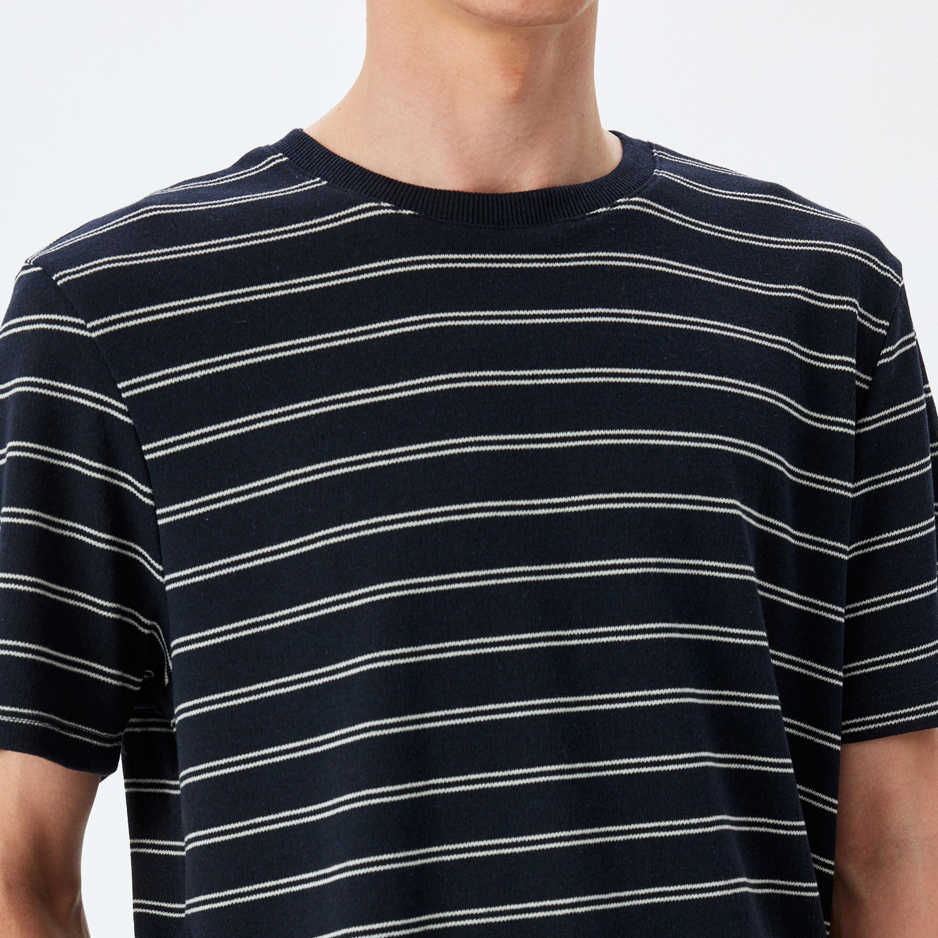 KOTON Striped Crew Neck Short Sleeves Men's T-Shirt-men-clothing-tshirtsandpolos-tshirts-image-3