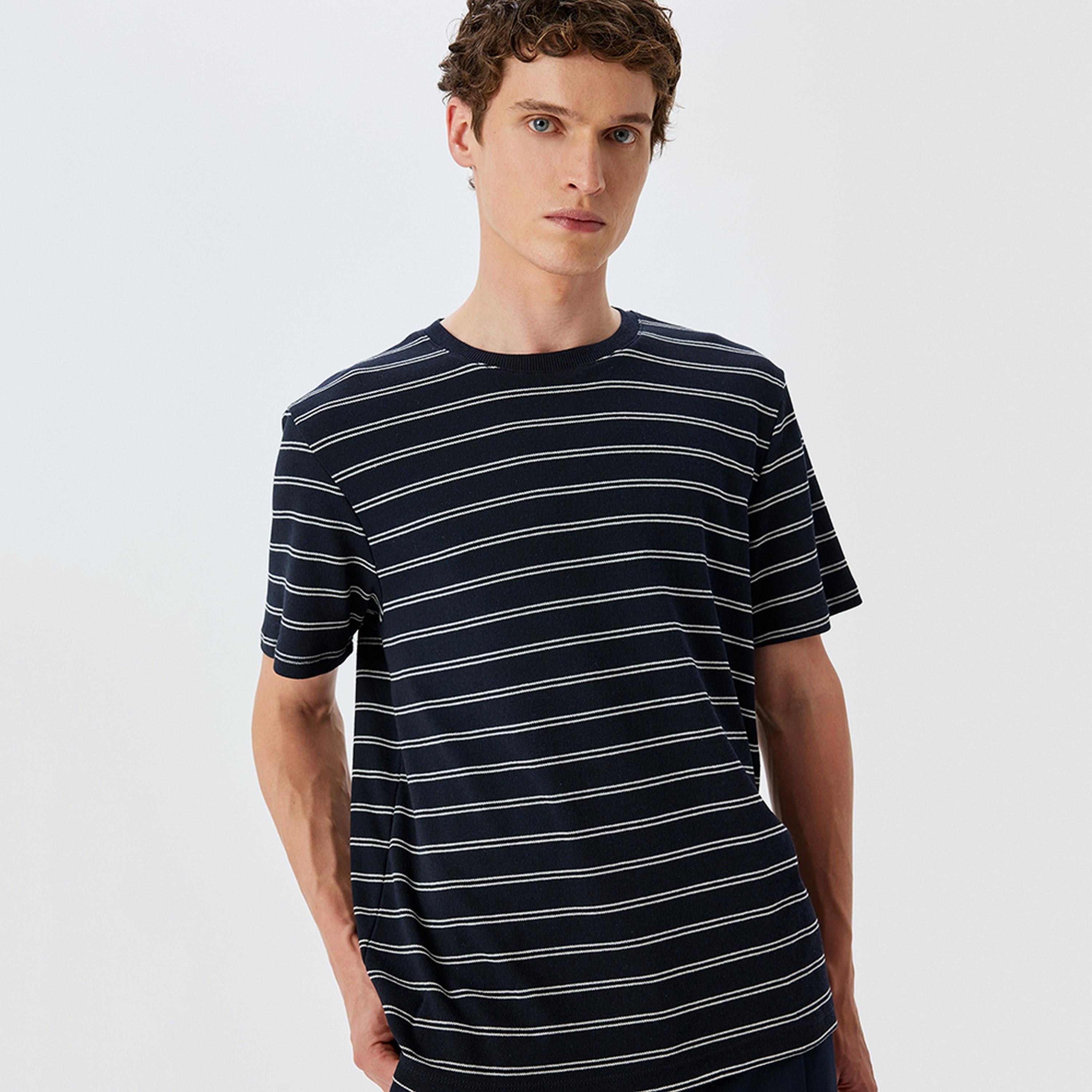 KOTON Striped Crew Neck Short Sleeves Men's T-Shirt-men-clothing-tshirtsandpolos-tshirts-image-5