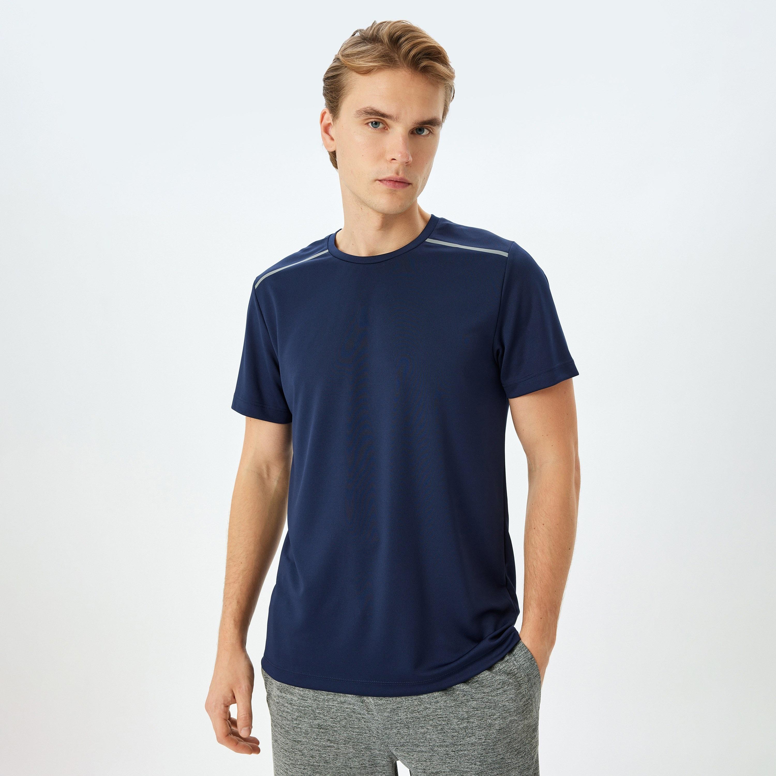 Koton Plain Crew Neck Short Sleeves Men's T-Shirt-men-clothing-tshirtsandpolos-tshirts-image-1