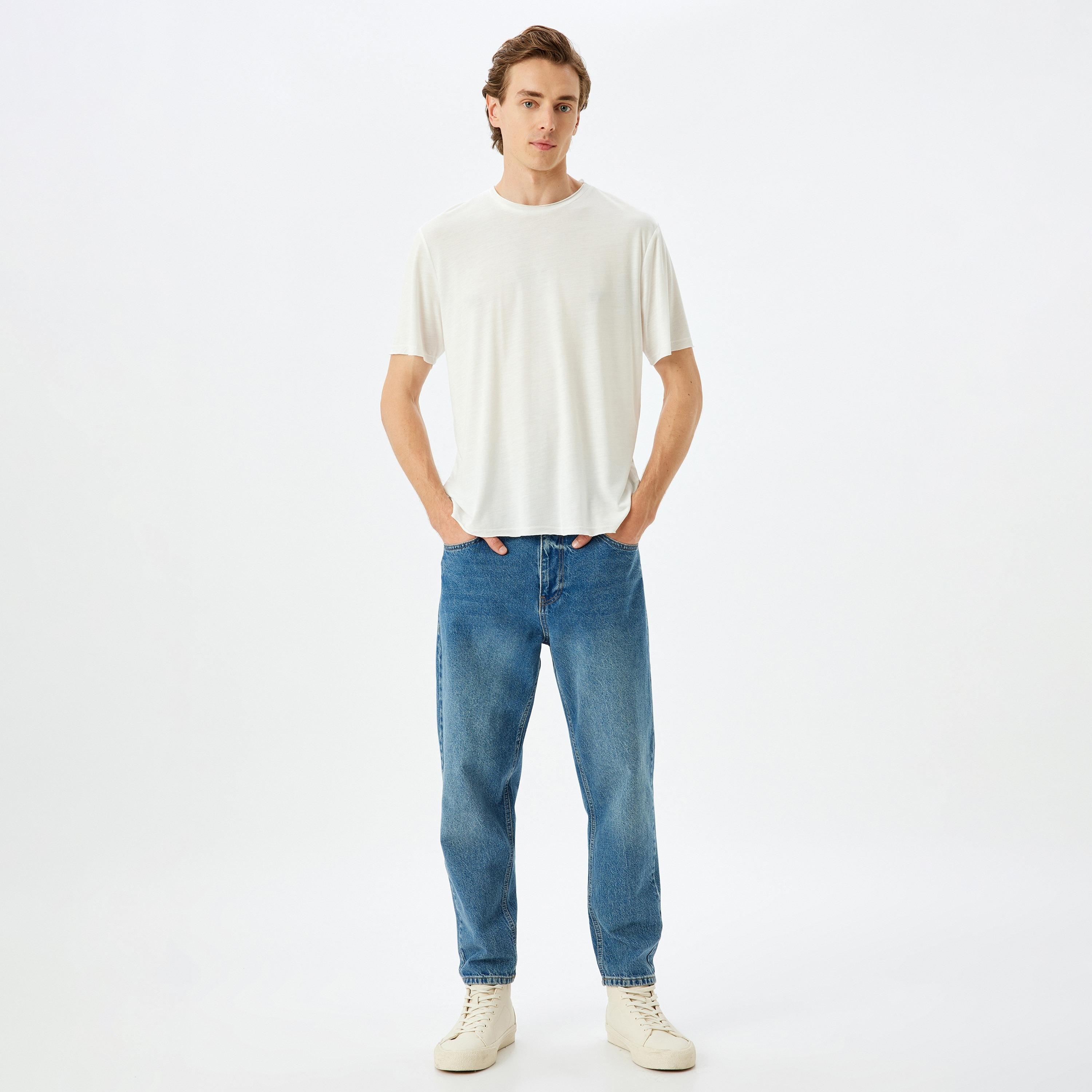 Koton Plain Crew Neck Short Sleeves Men's T-Shirt-men-clothing-tshirtsandpolos-tshirts-image-2