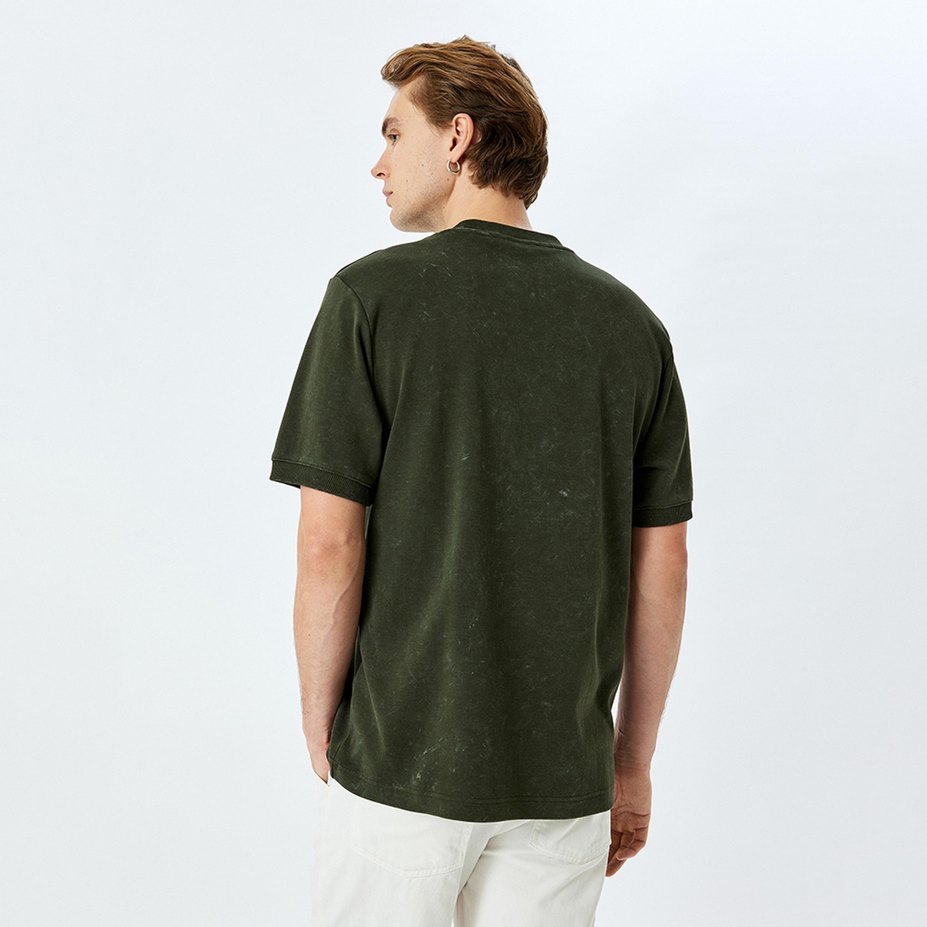 KOTON Vintage Washed Crew Neck Short Sleeves Men's T-Shirt-men-clothing-tshirtsandpolos-tshirts-image-4