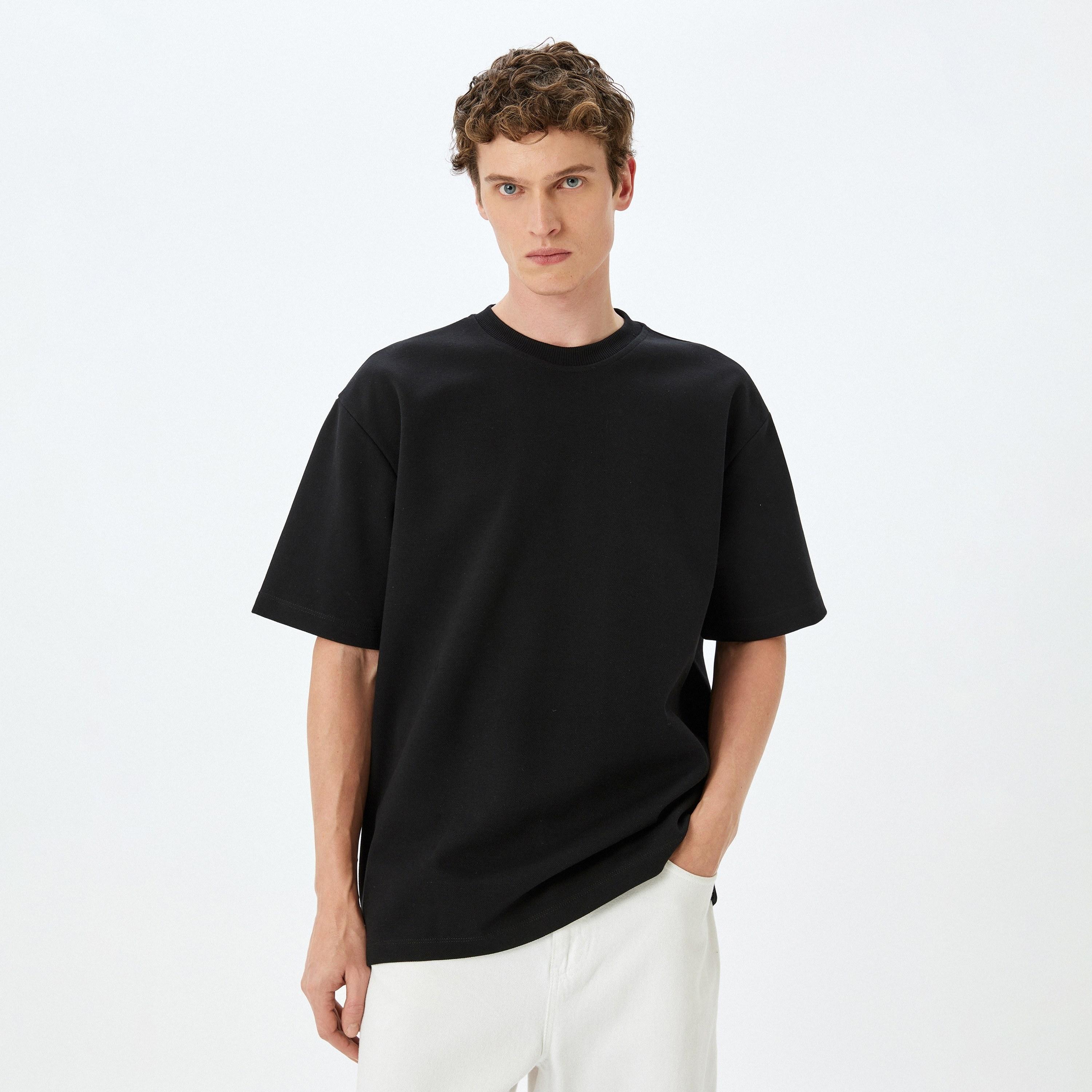 Koton Plain Crew Neck Short Sleeves Men's T-Shirt-men-clothing-tshirtsandpolos-tshirts-image-1