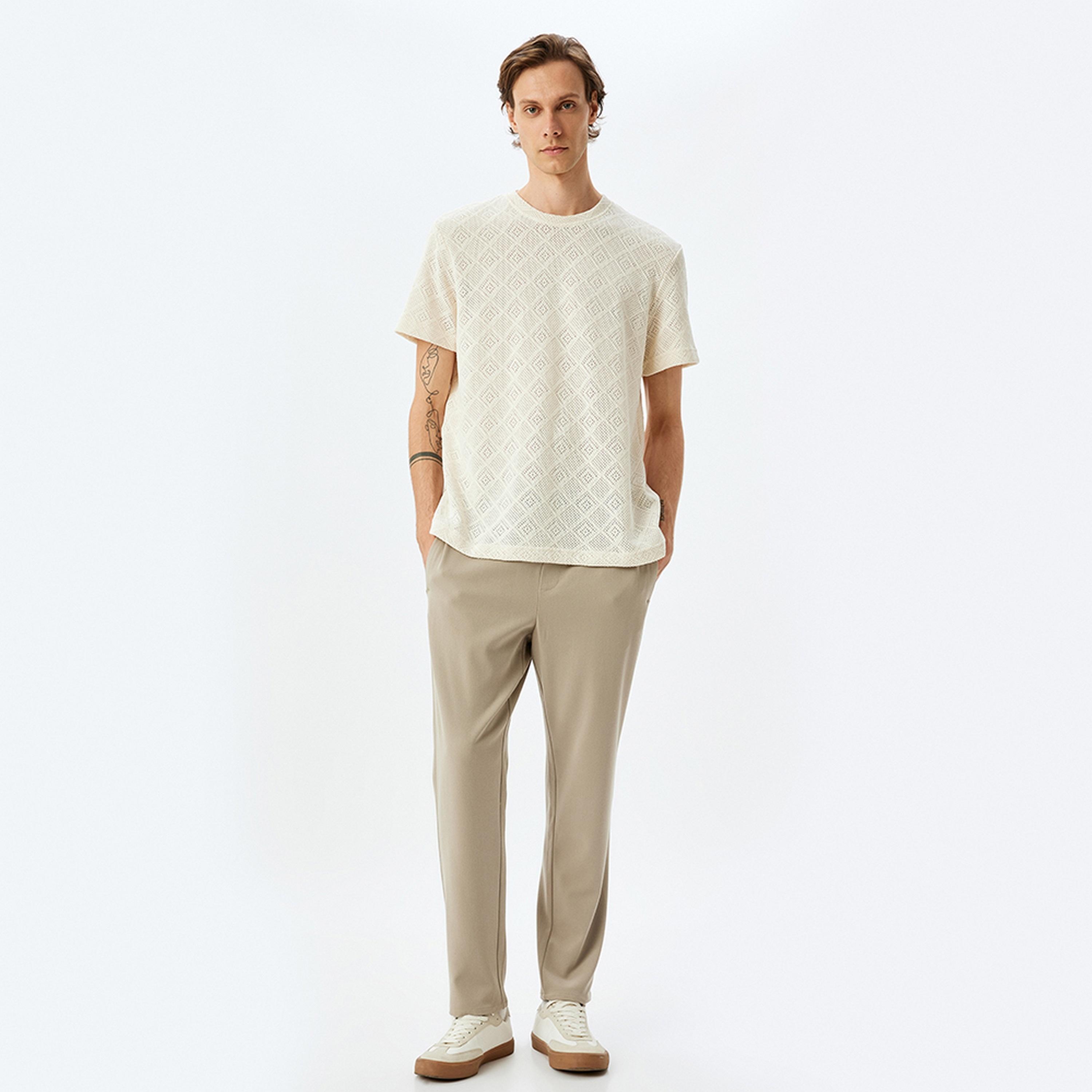 KOTON Geometric Crew Neck Short Sleeves Men's T-Shirt-men-clothing-tshirtsandpolos-tshirts-image-2