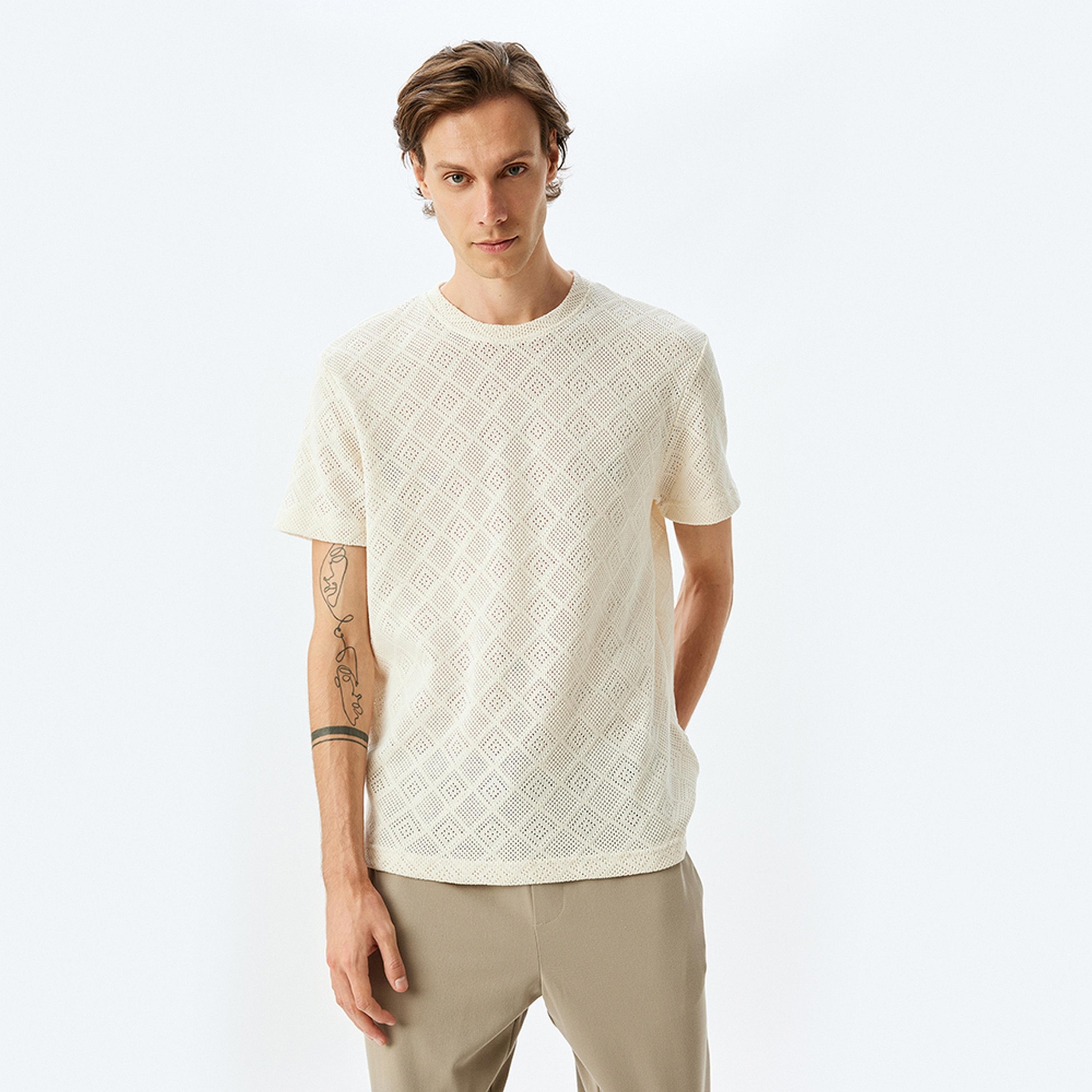 KOTON Geometric Crew Neck Short Sleeves Men's T-Shirt-men-clothing-tshirtsandpolos-tshirts-image-5