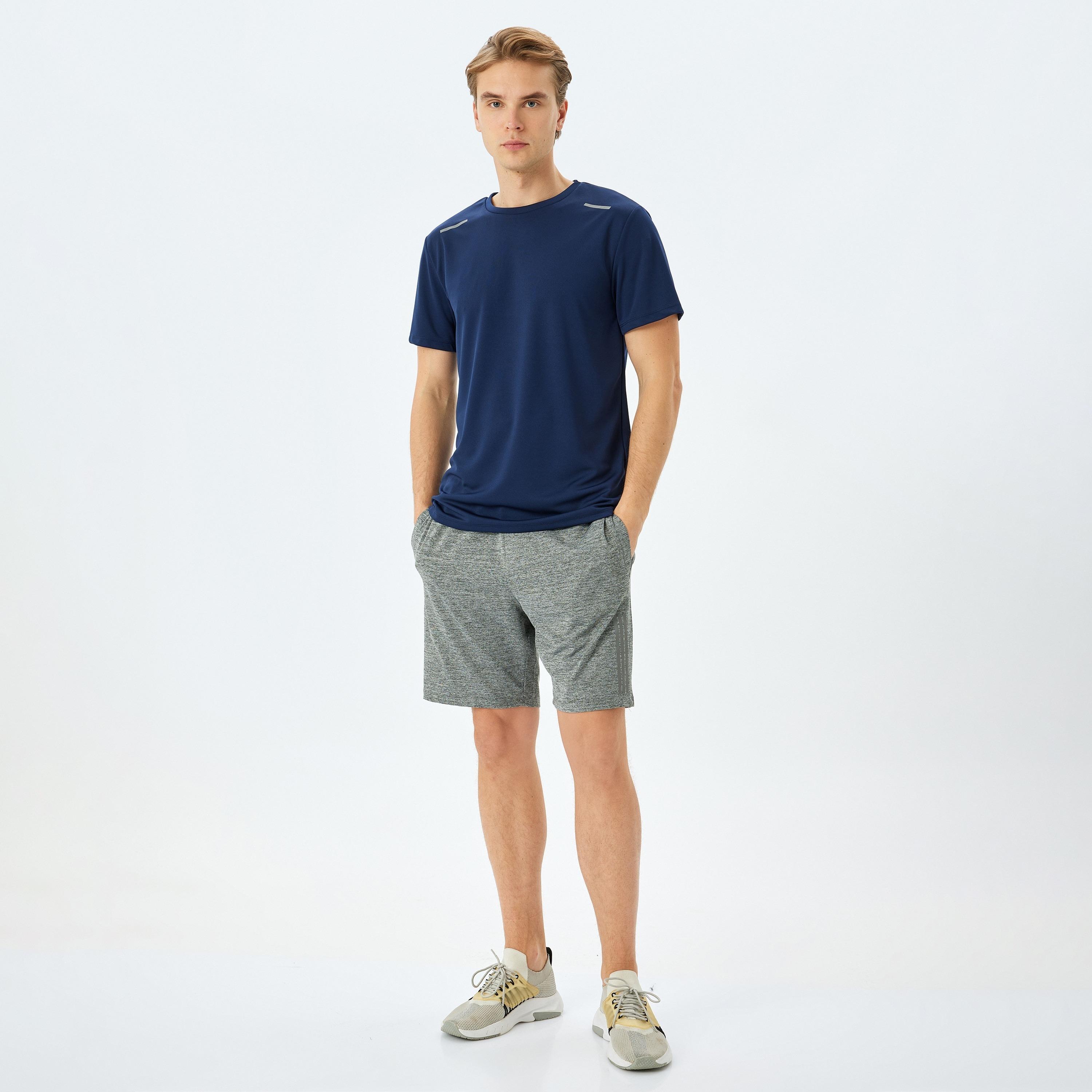 Koton Plain Crew Neck Short Sleeves Men's T-Shirt-men-clothing-tshirtsandpolos-tshirts-image-2