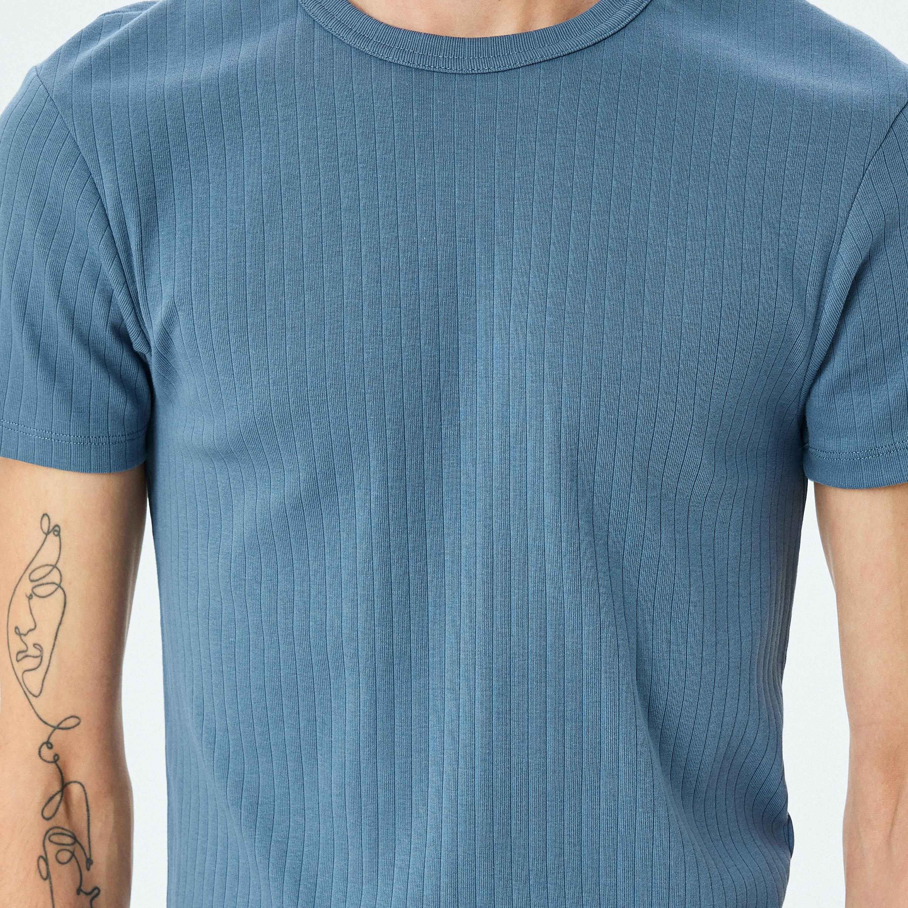 Koton Textured Crew Neck Short Sleeves Men's T-Shirt-men-clothing-tshirtsandpolos-tshirts-image-3