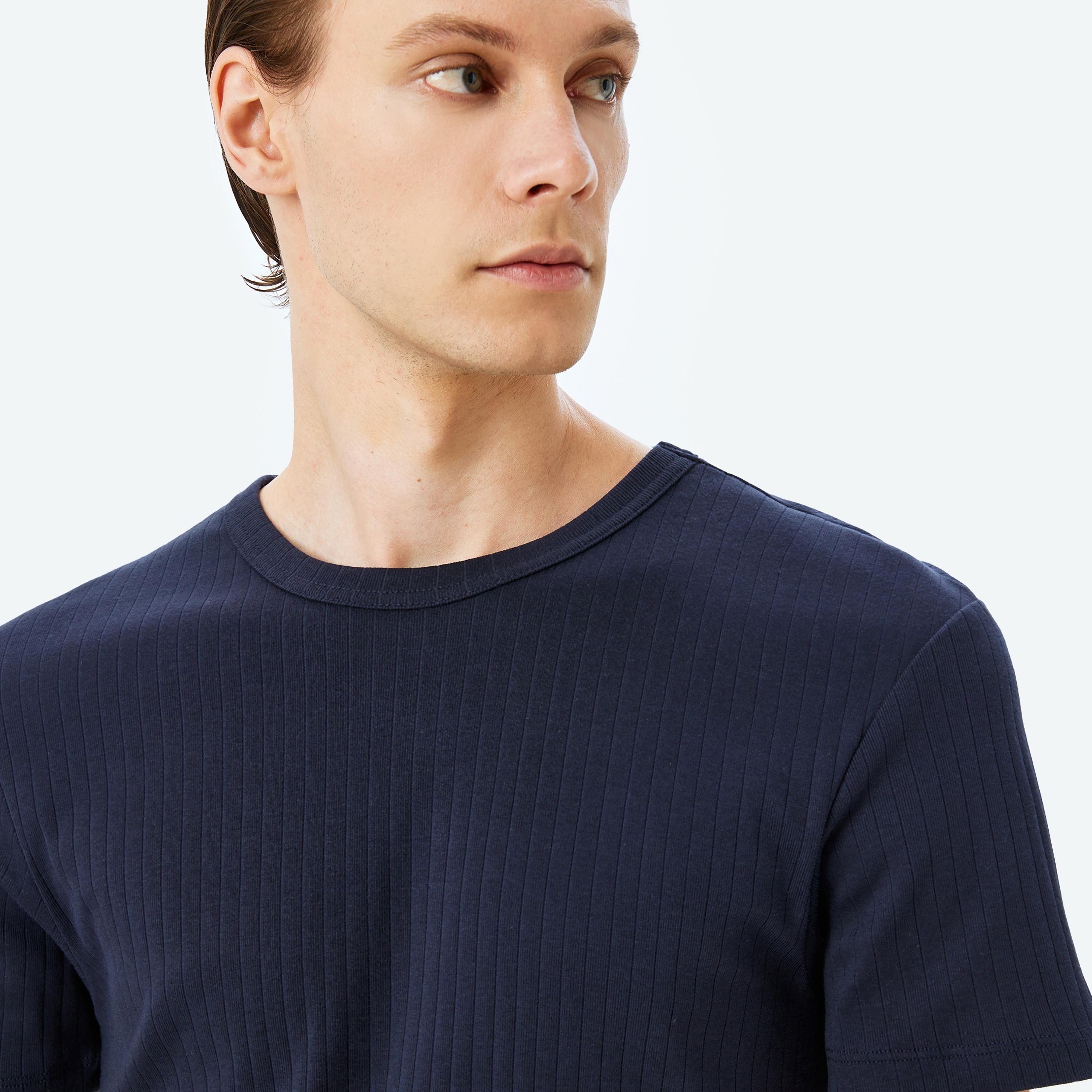 قميص كوتون ذو الياقة الدائرية بأكمام قصيرة للرجال-men-clothing-tshirtsandpolos-tshirts-image-2