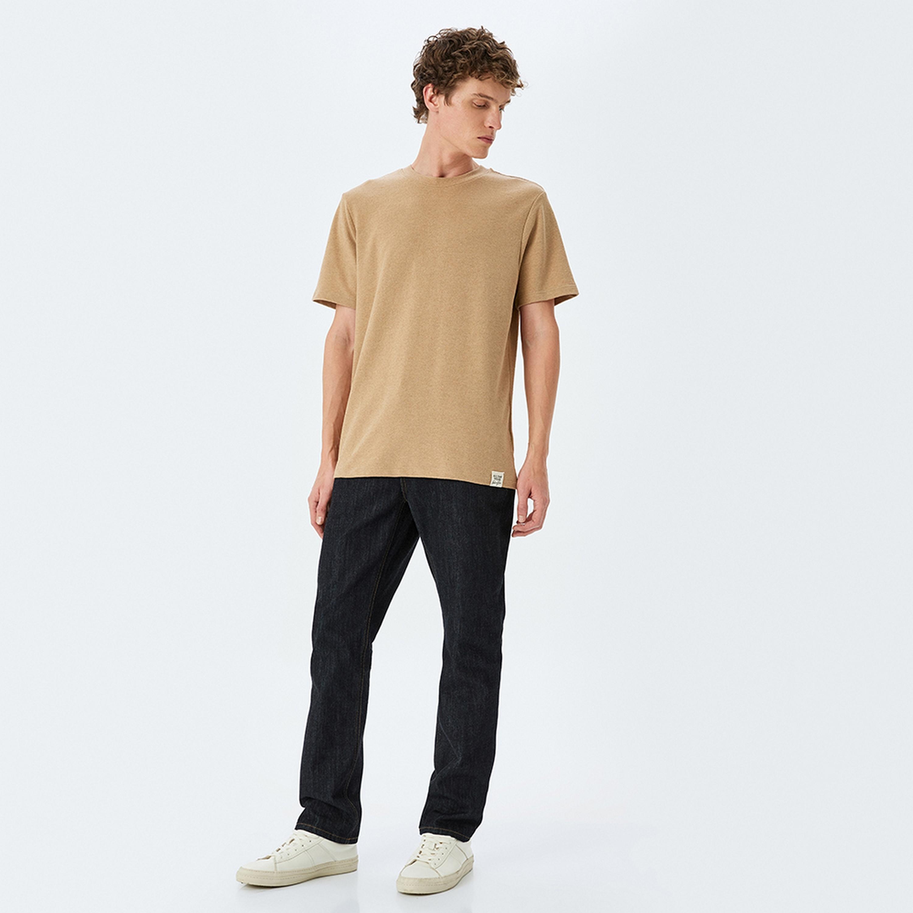KOTON Plain Crew Neck Short Sleeves Men's T-Shirt-men-clothing-tshirtsandpolos-tshirts-image-2