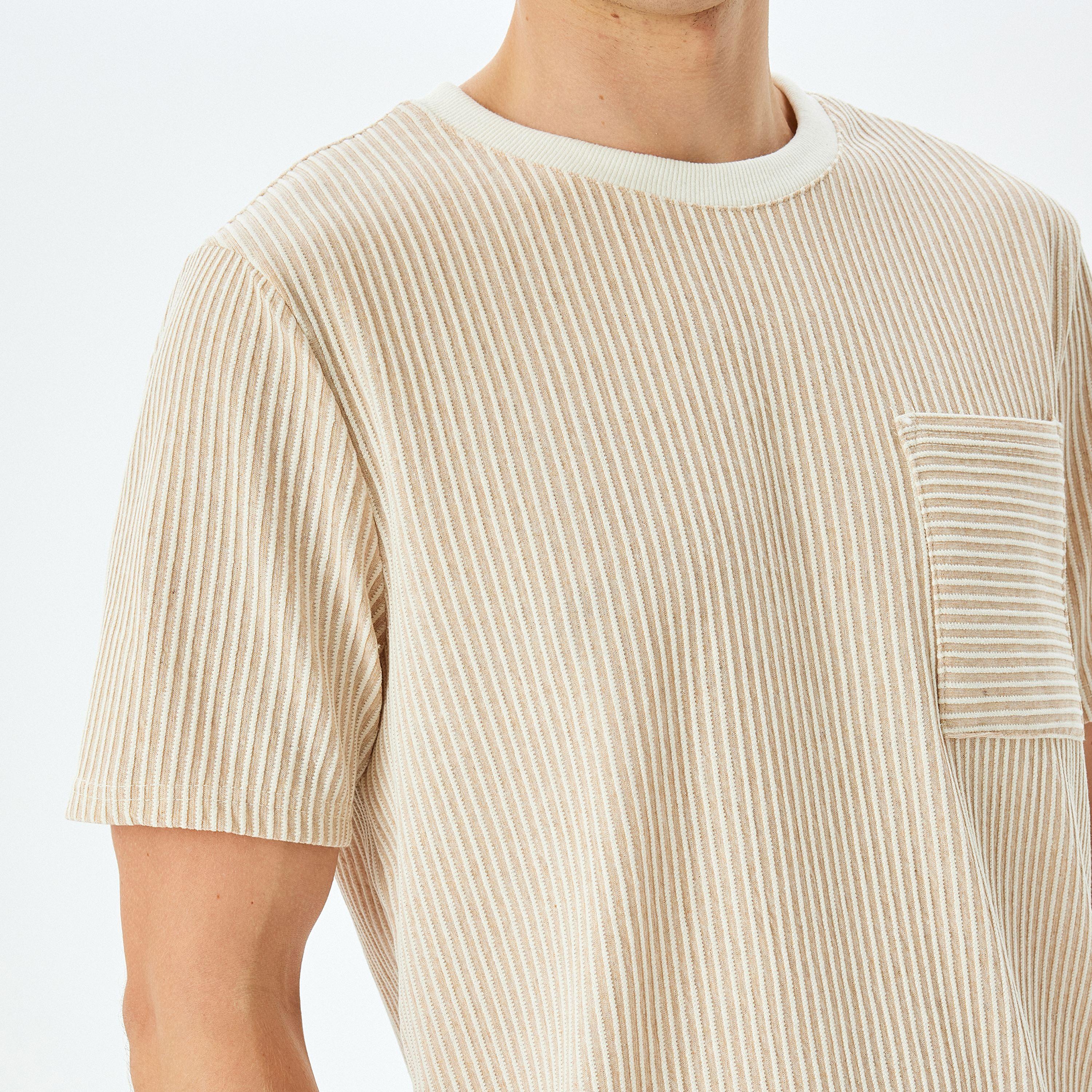 KOTON Striped Crew Neck Short Sleeves Men's T-Shirt-men-clothing-tshirtsandpolos-tshirts-image-3