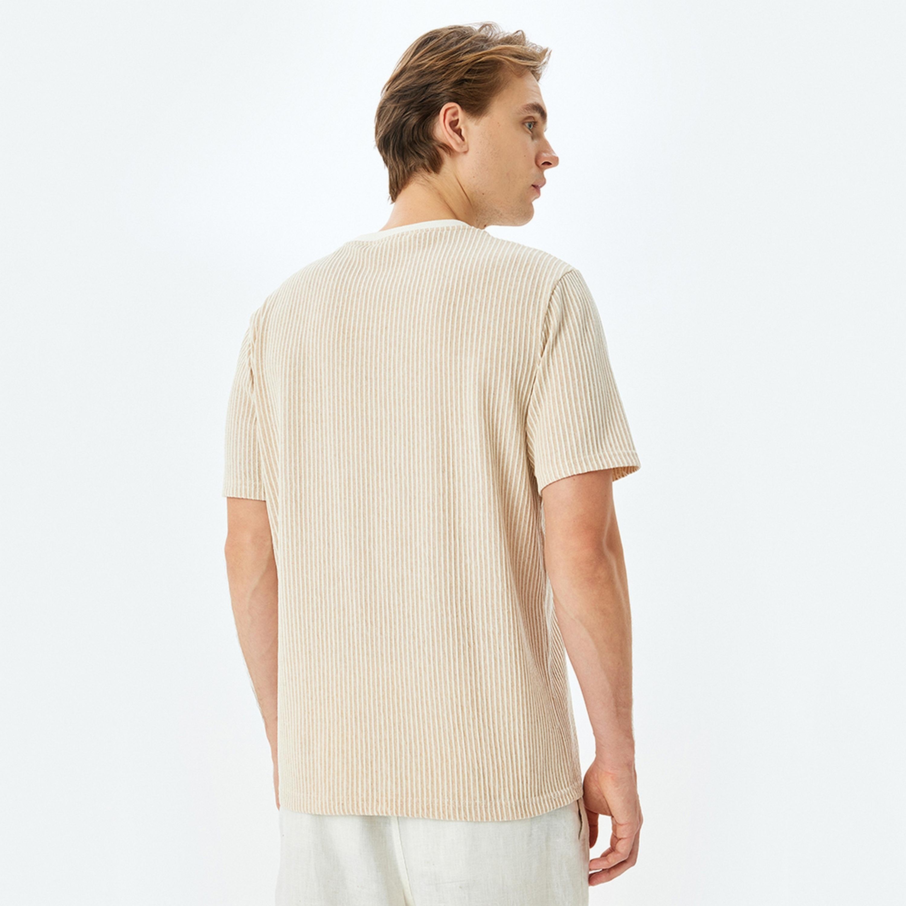 KOTON Striped Crew Neck Short Sleeves Men's T-Shirt-men-clothing-tshirtsandpolos-tshirts-image-4
