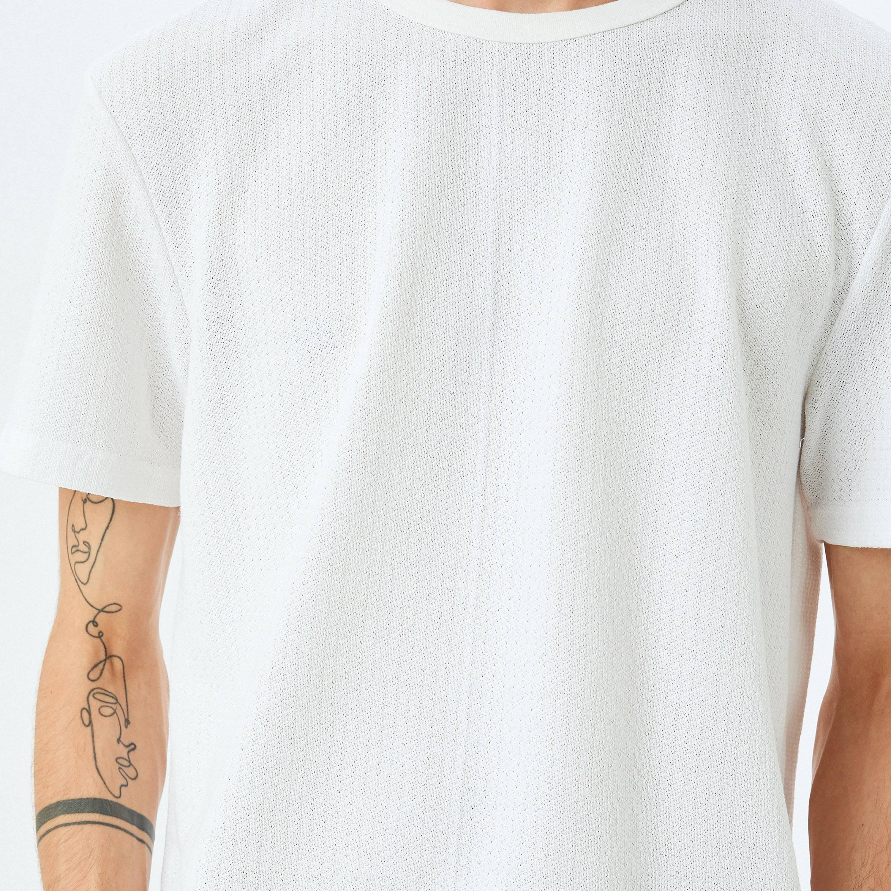 Koton Textured Crew Neck Short Sleeves Men's T-Shirt-men-clothing-tshirtsandpolos-tshirts-image-3