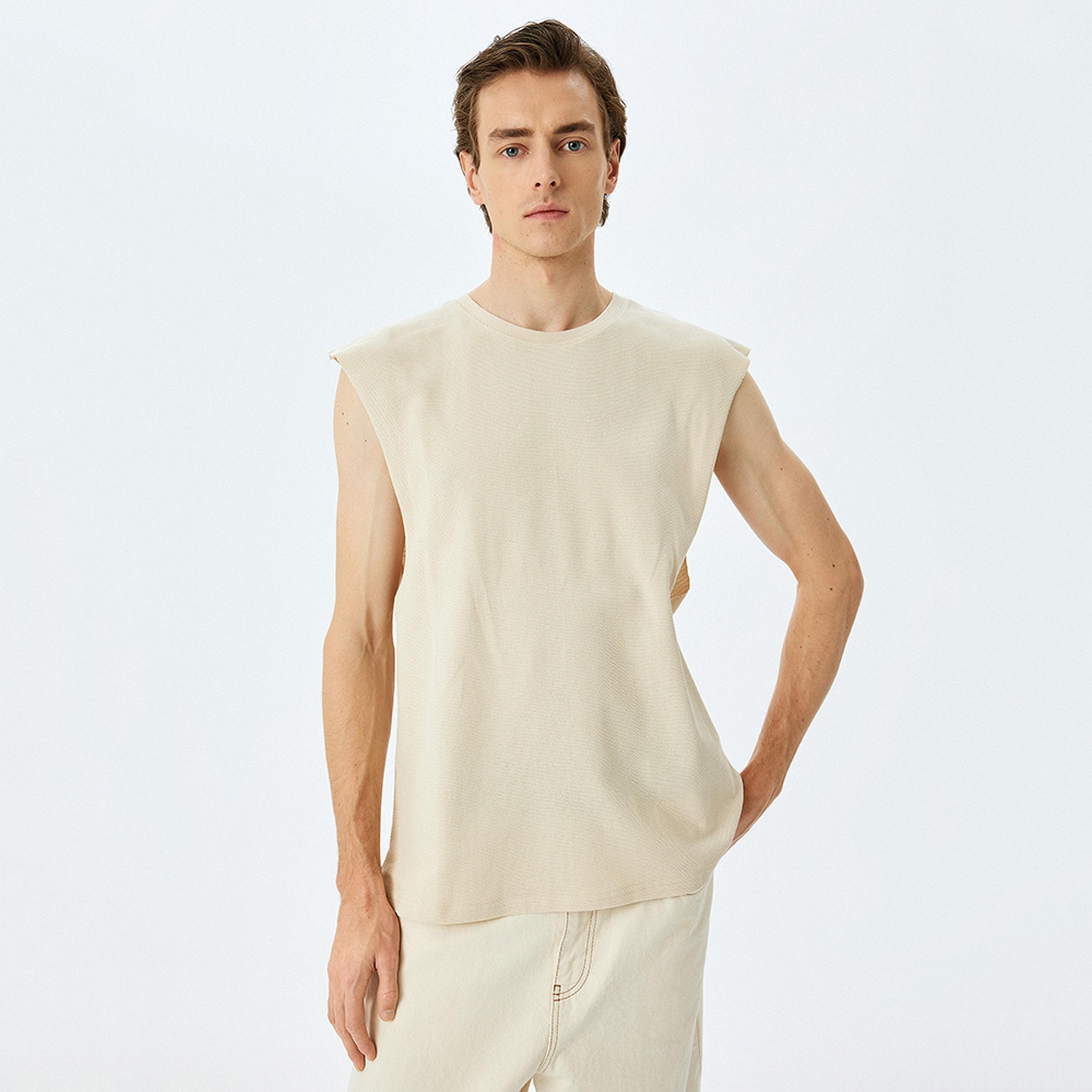 KOTON Plain Crew Neck Sleeveless Men's T-Shirt-men-clothing-tshirtsandpolos-tshirts-image-1