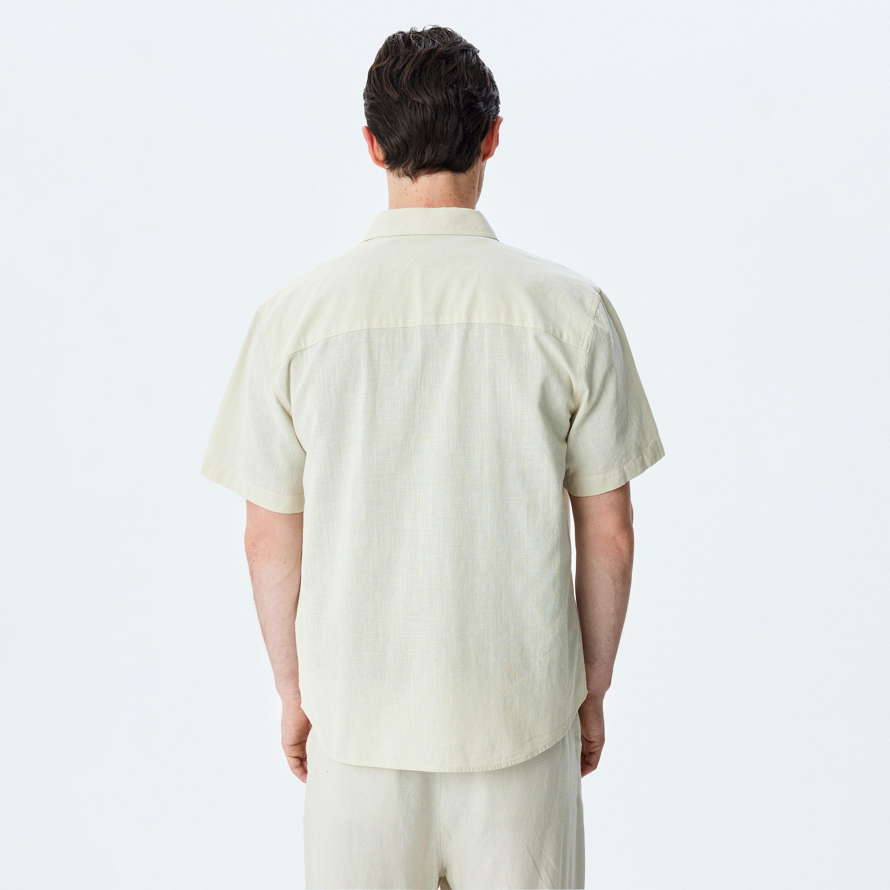 Koton Regular Fit Plain Spread Collar Short Sleeves Men's Shirt-men-clothing-shirts-image-3