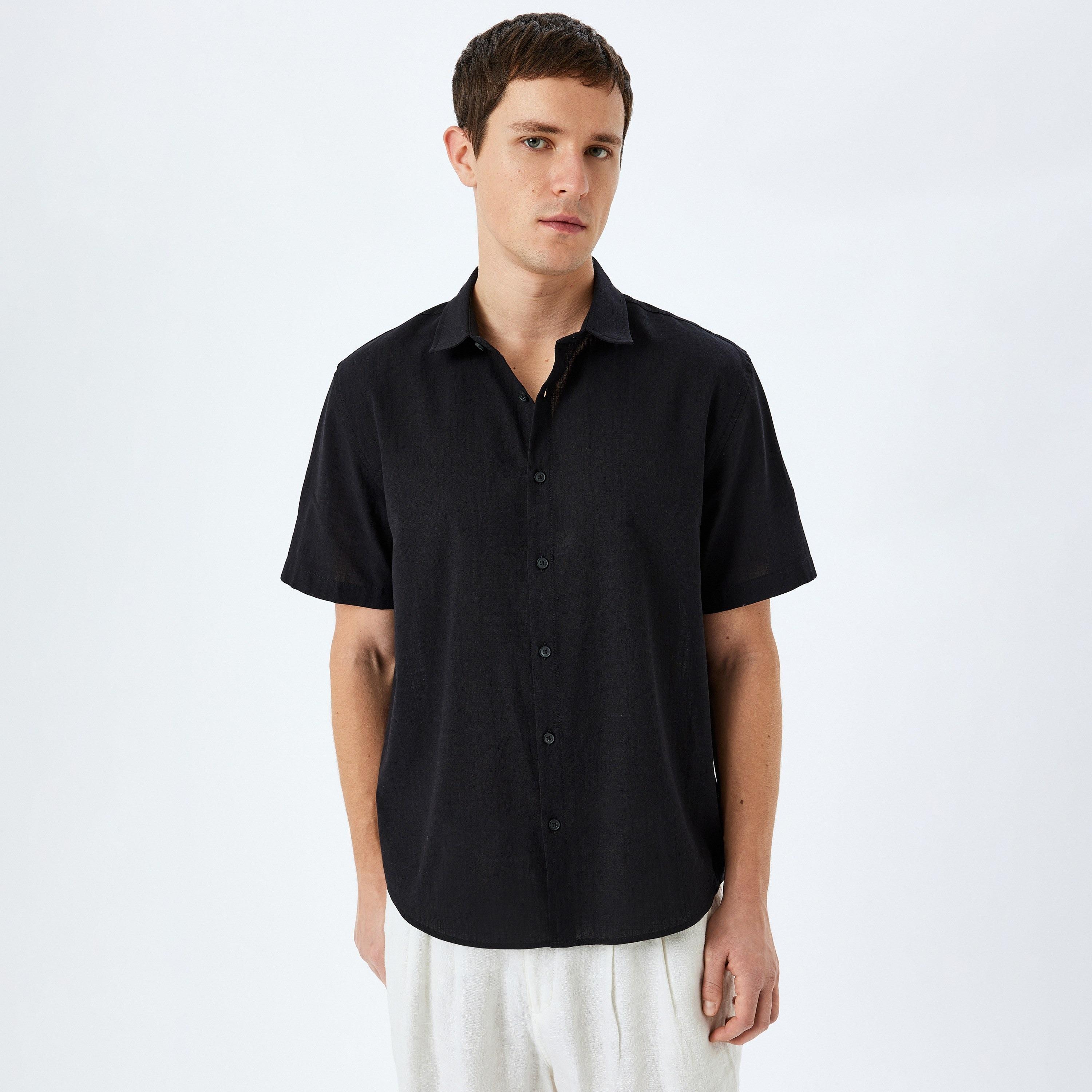 قميص رجالي بياقة بأكمام قصيرة من كوتون العادي-men-clothing-shirts-image-1