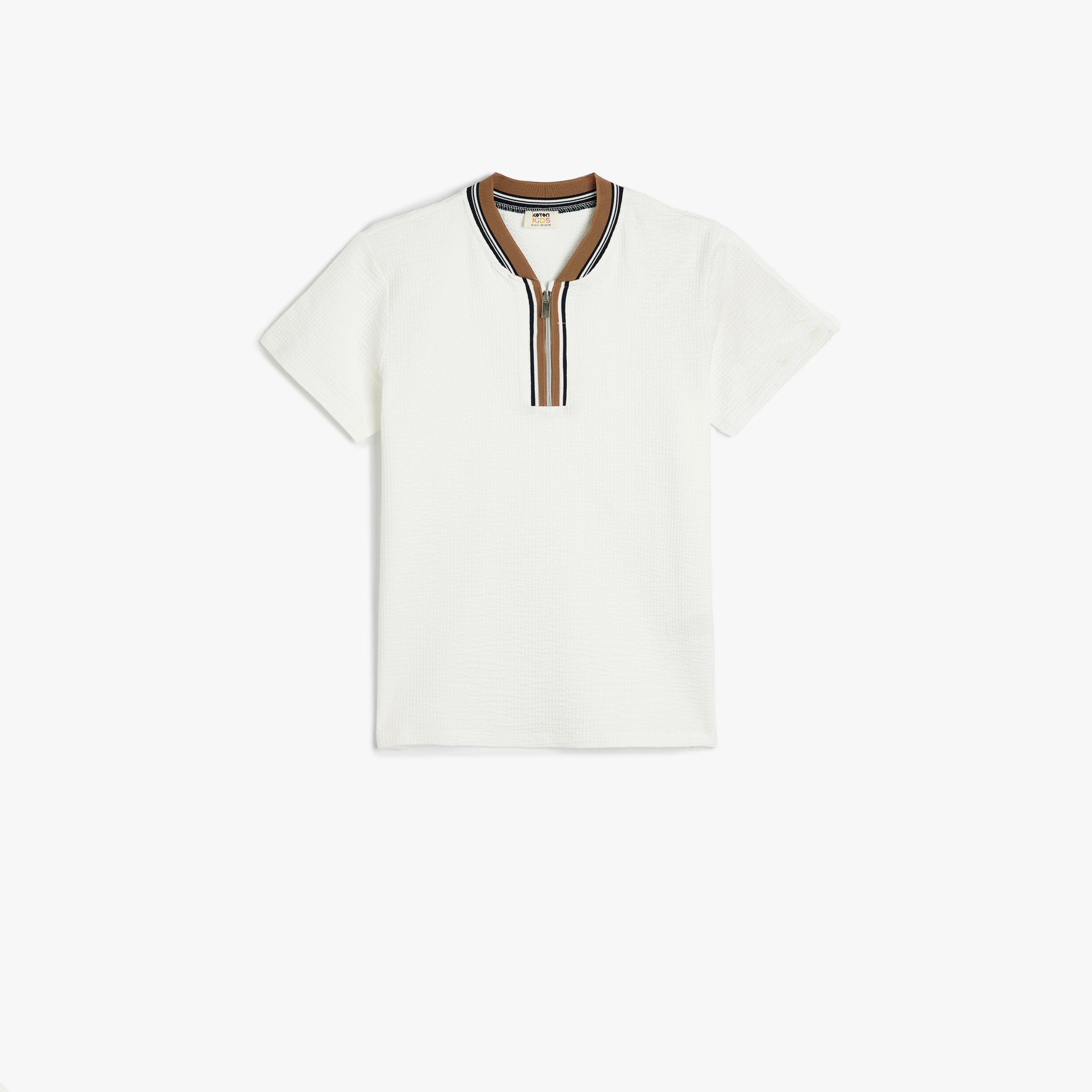 بولو بياقة على شكل V وأكمام قصيرة، سادة من كوتون-boys-clothing-tshirtsandpolos-image-1