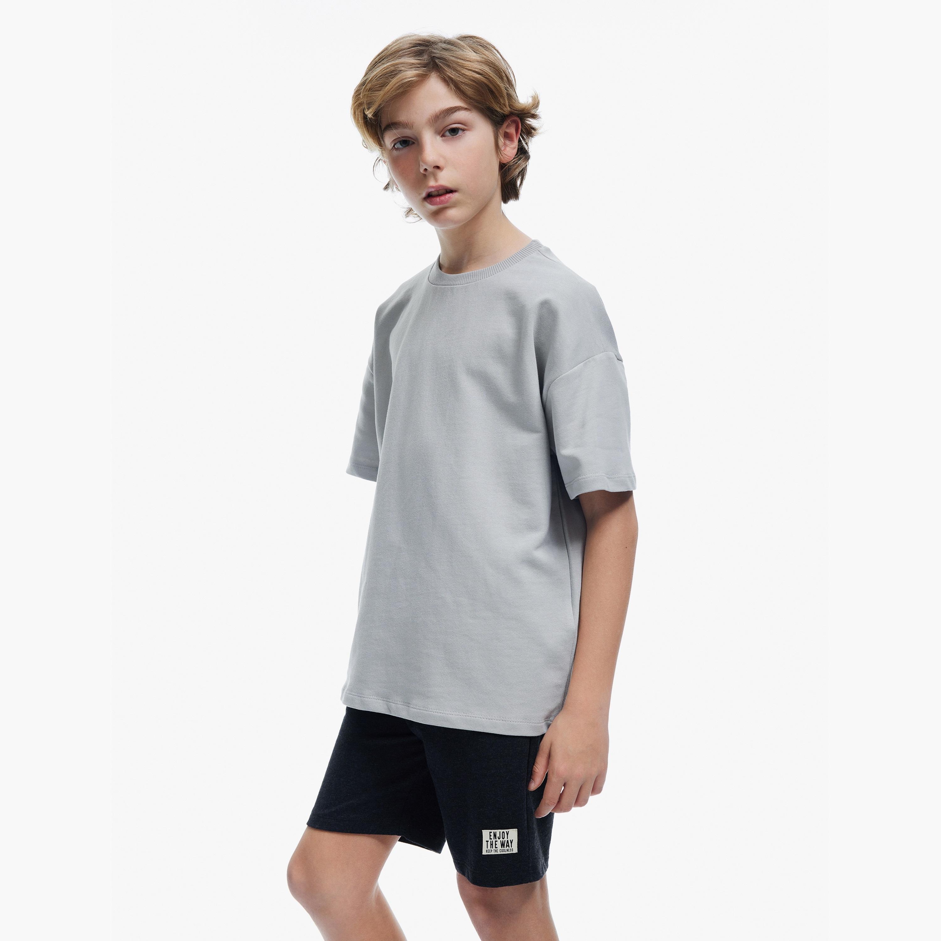 تيشيرت بياقة دائرية وأكمام قصيرة، سادة من كوتون-boys-clothing-tshirtsandpolos-image-1