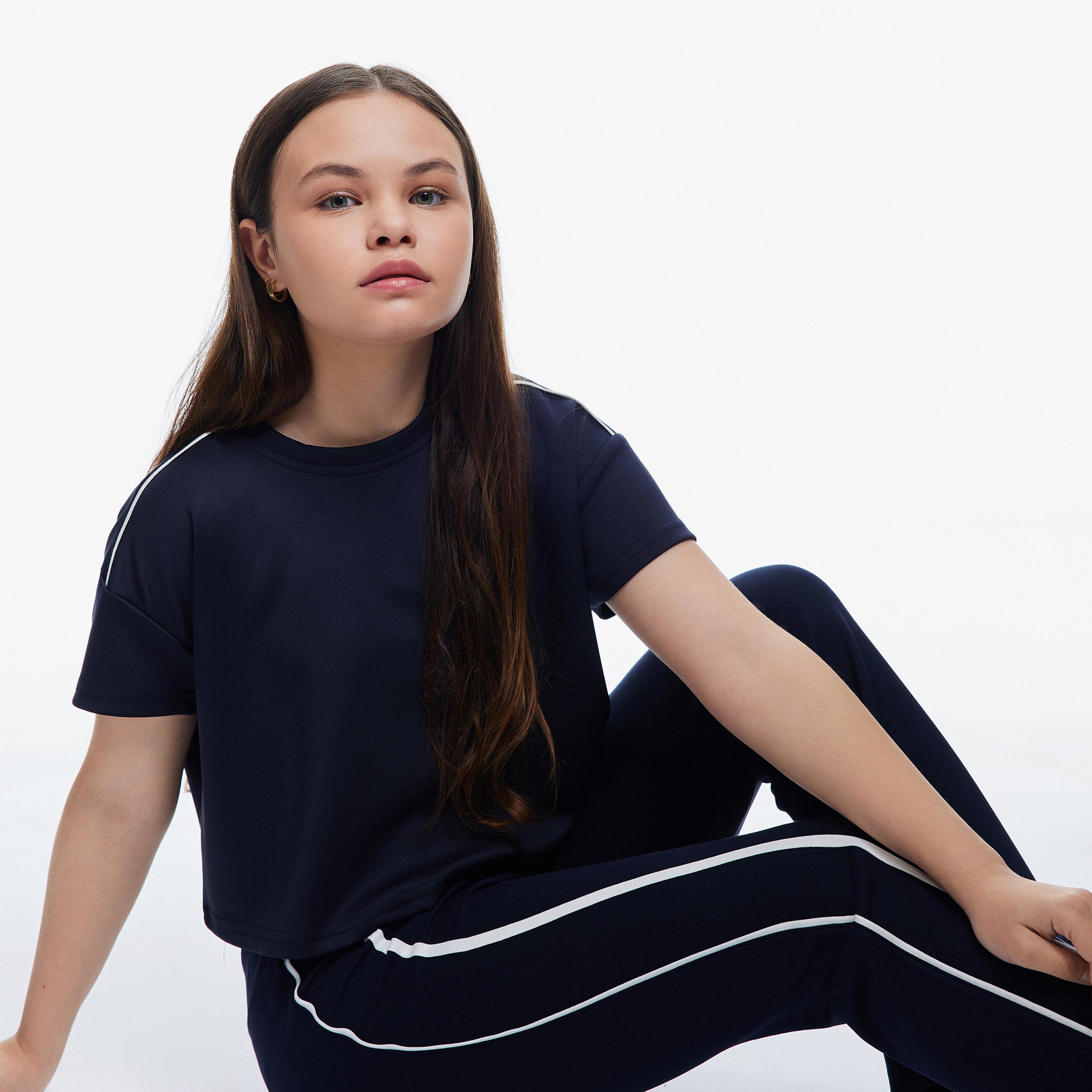تيشيرت بياقة دائرية وأكمام قصيرة، سادة من كوتون-girls-clothing-tshirts-image-2