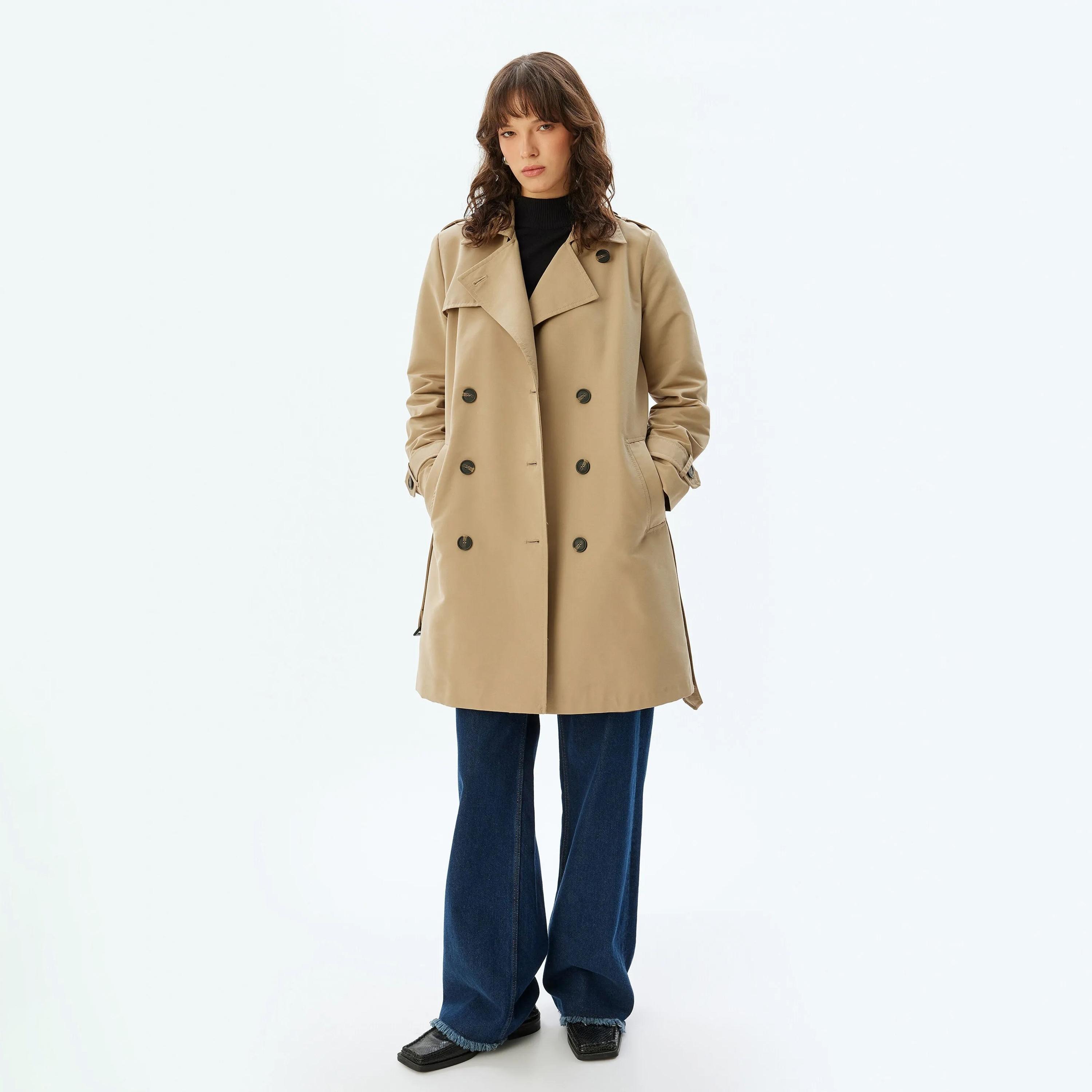 بليزر نسائي أسود اللون ذو ياقة صدر واحدة من كوتون-women-clothing-coatsandjackets-blazers-image-30