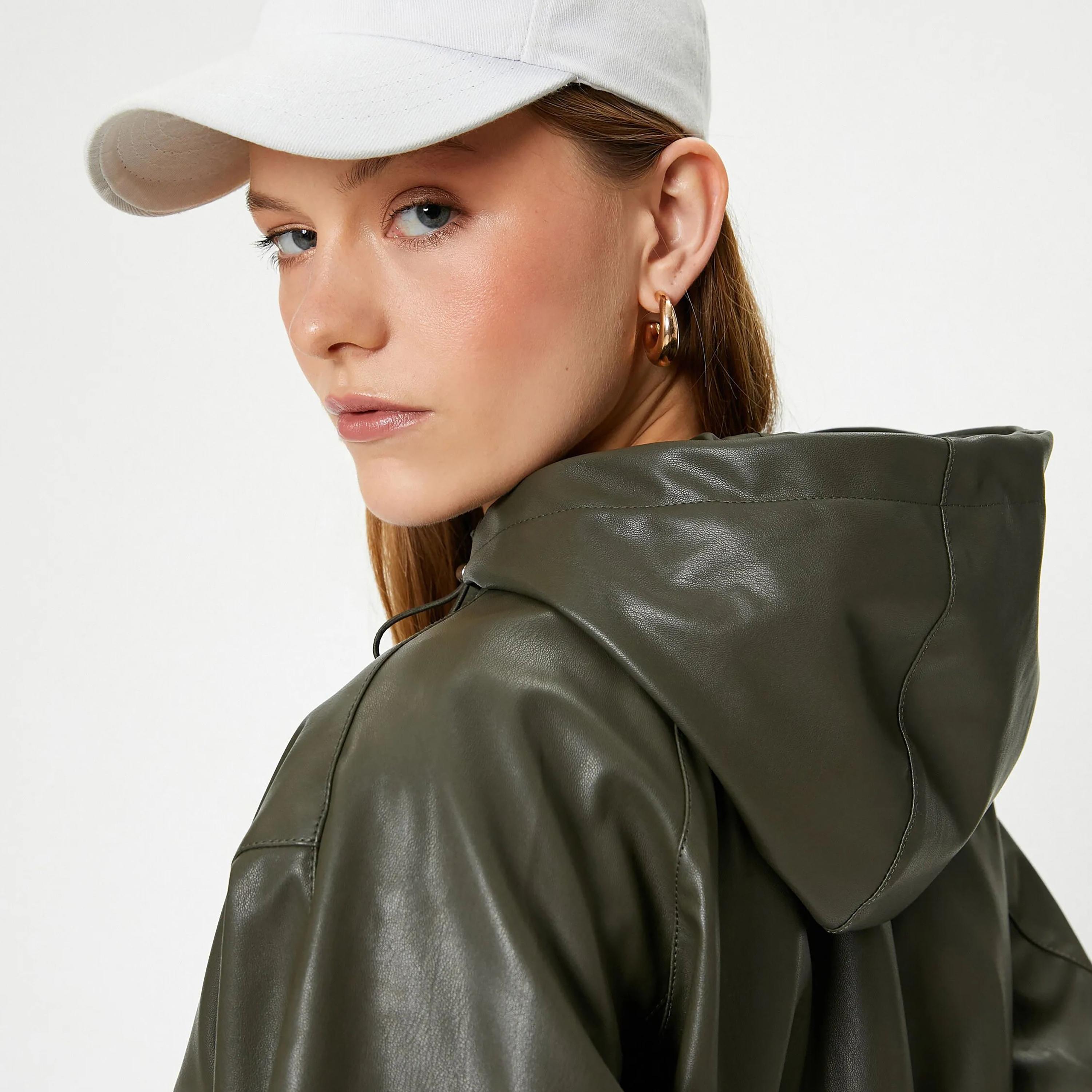 سترة نسائية خضراء بغطاء للرأس من كوتون-women-clothing-coatsandjackets-jackets-image-4