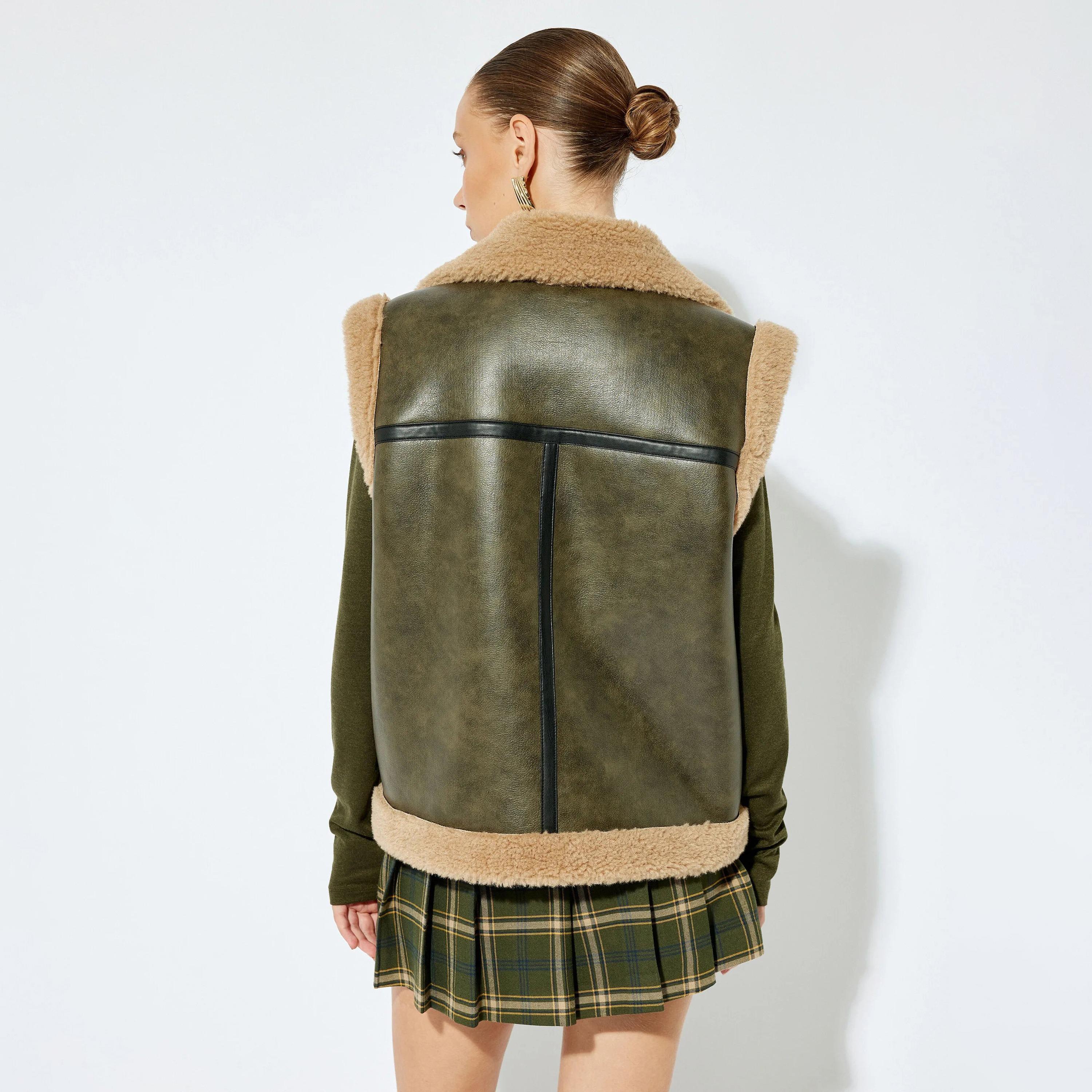 KOTON Green Shearling Trim Lapel collar Women's Vest-women-winterwear-coatsandjackets-waistcoats-image-3