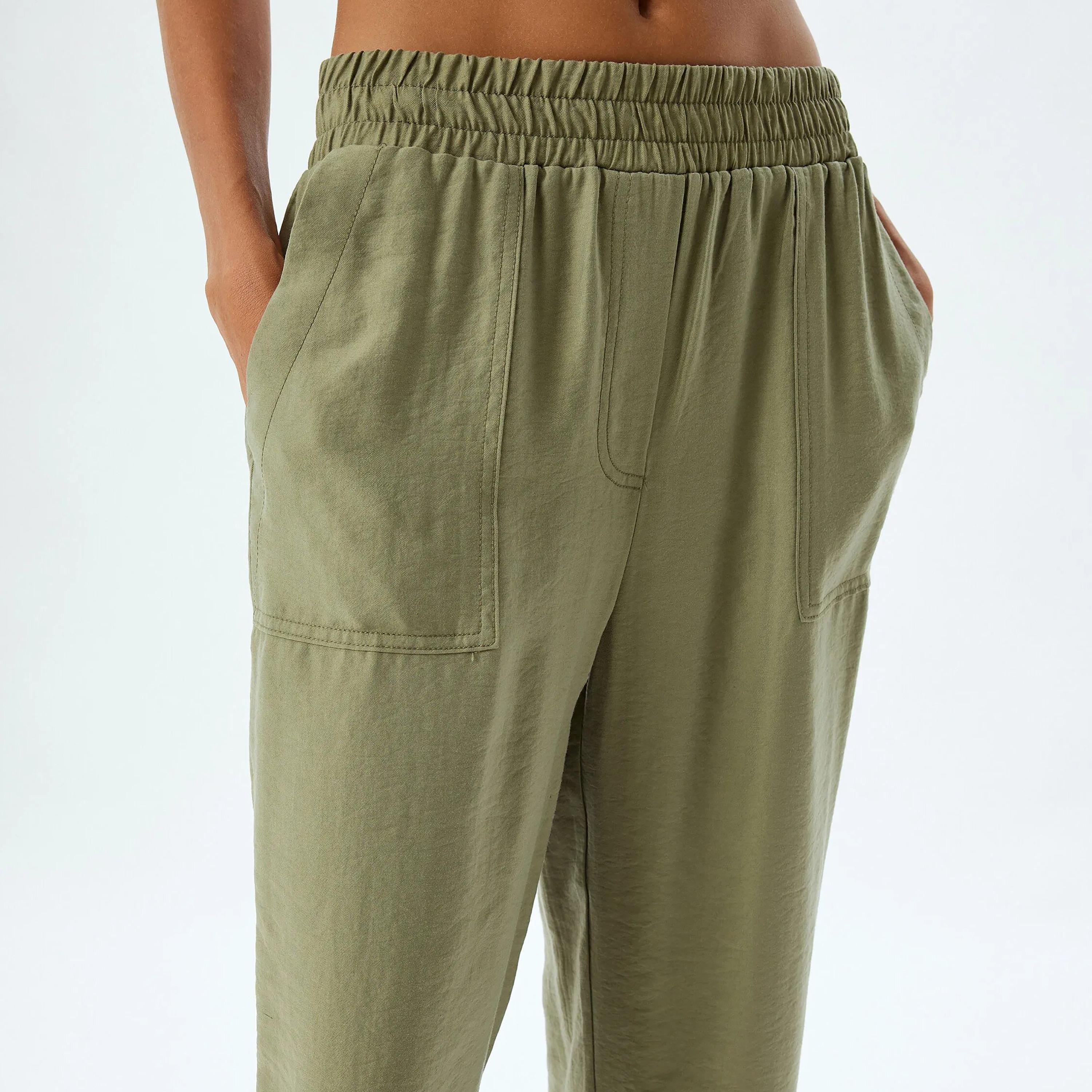 بنطلون نسائي أخضر بخصر مطاطي من كوتون-women-clothing-bottoms-trousers-image-4