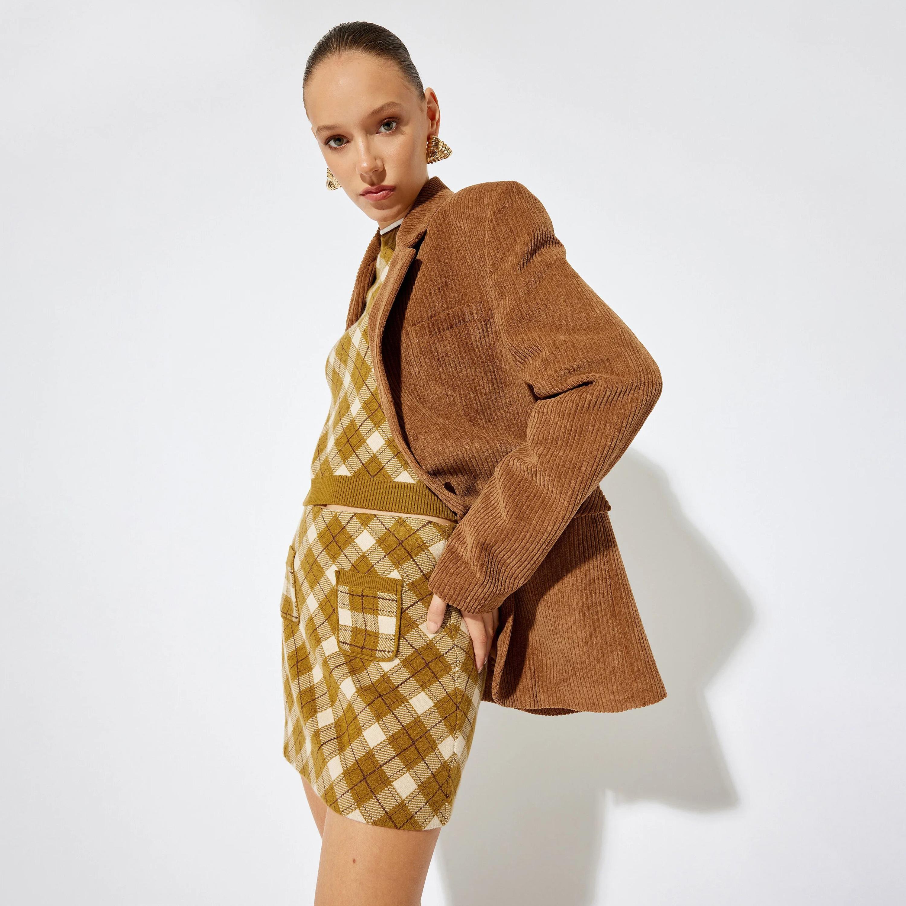 KOTON Brown Corduroy Lapel collar Women's Single Breasted Blazer-women-clothing-coatsandjackets-blazers-image-4