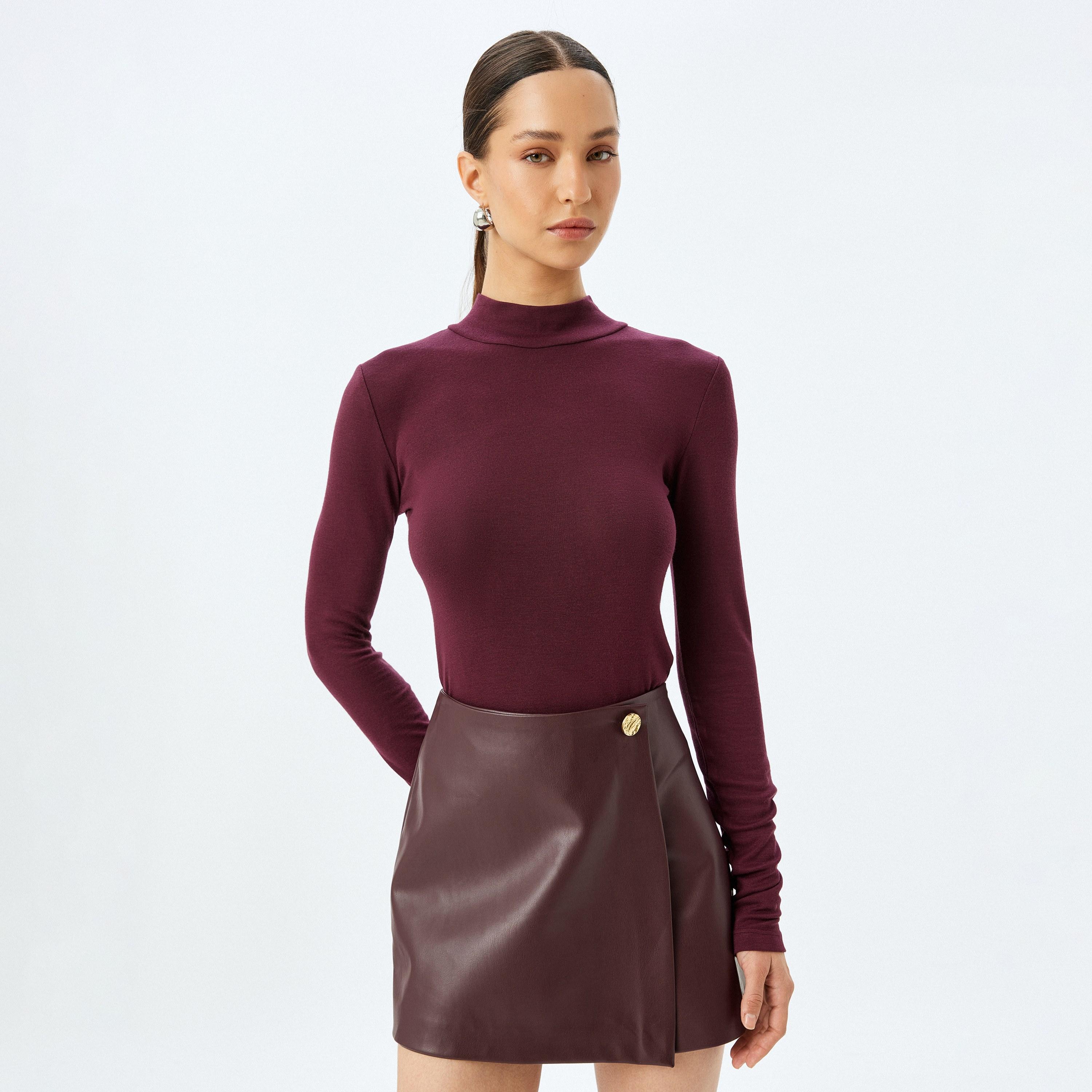 بلوزة نسائية بنية اللون برقبة عالية من كوتون-women-clothing-shirtsandblouses-blouses-image-1