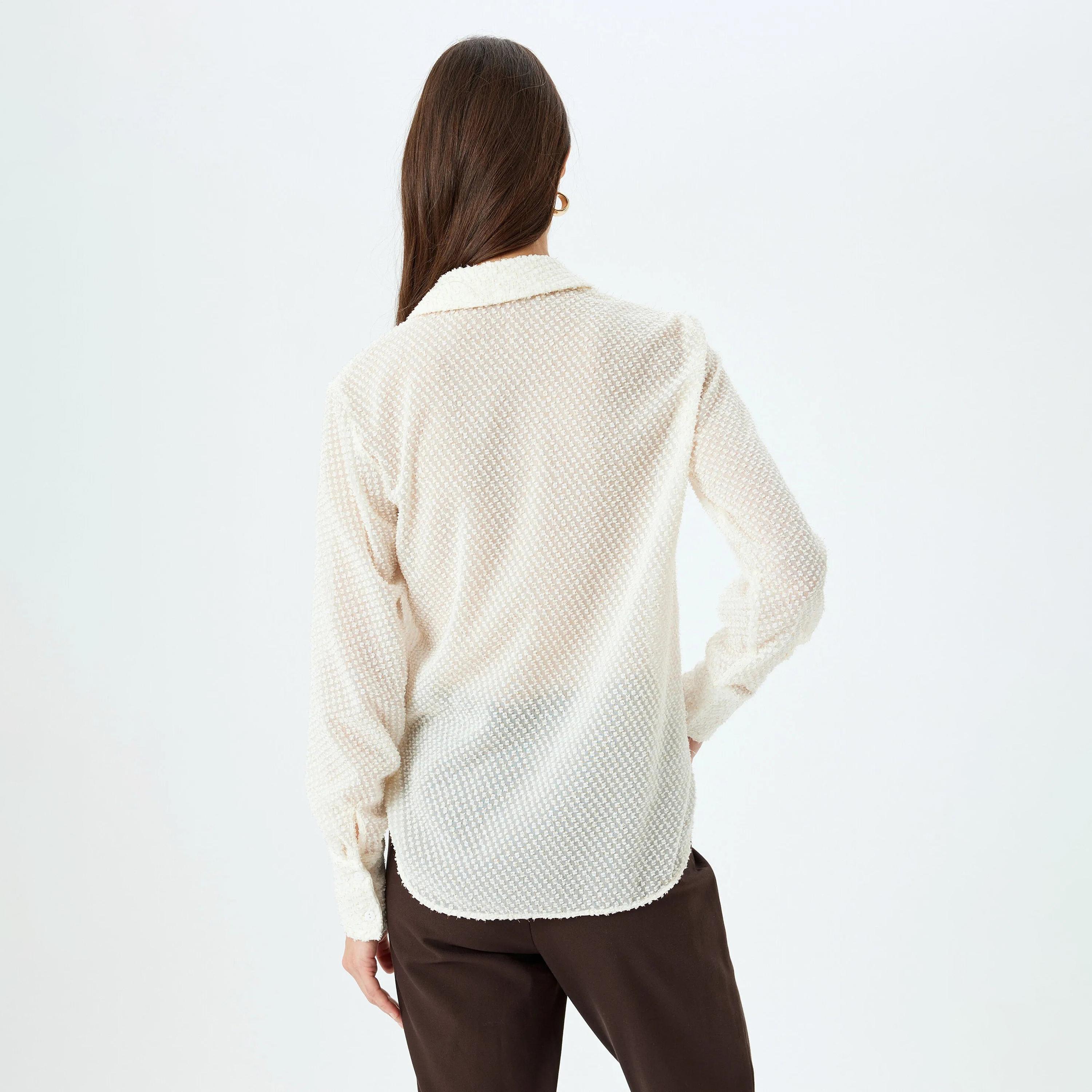 قميص نسائي كريمي دوبي شبه شفاف بياقة من كوتون-women-clothing-shirtsandblouses-shirts-image-3