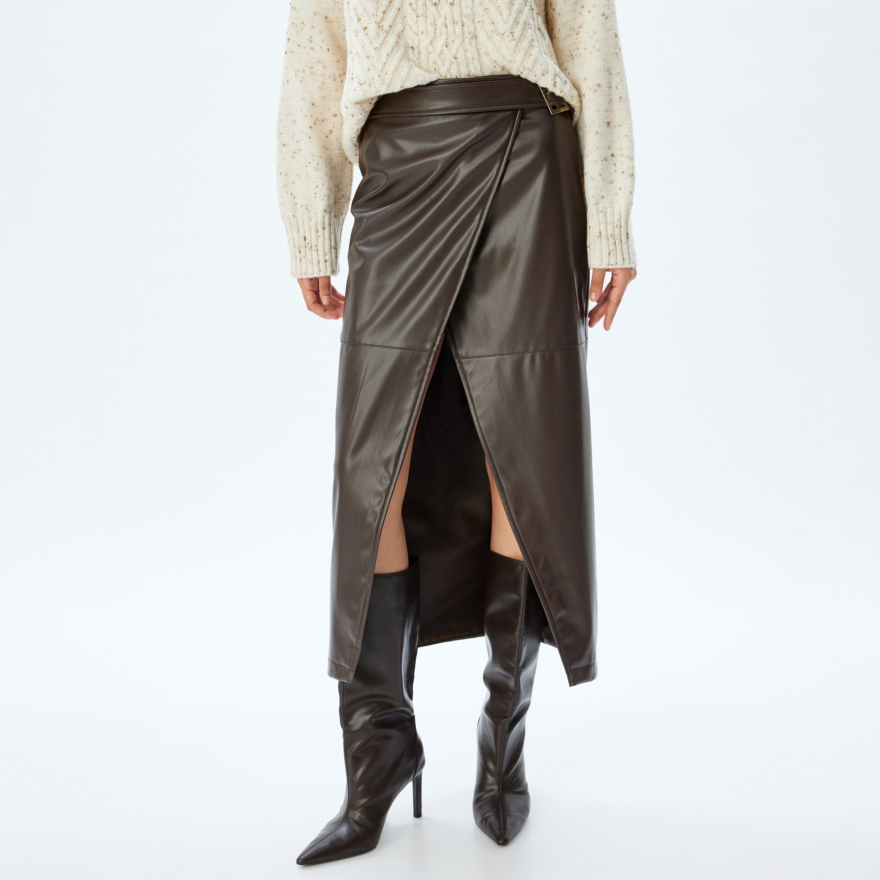 تنورة نسائية ملفوفة من الجلد الاصطناعي بلون بني من كوتون-women-clothing-bottoms-skirts-image-1