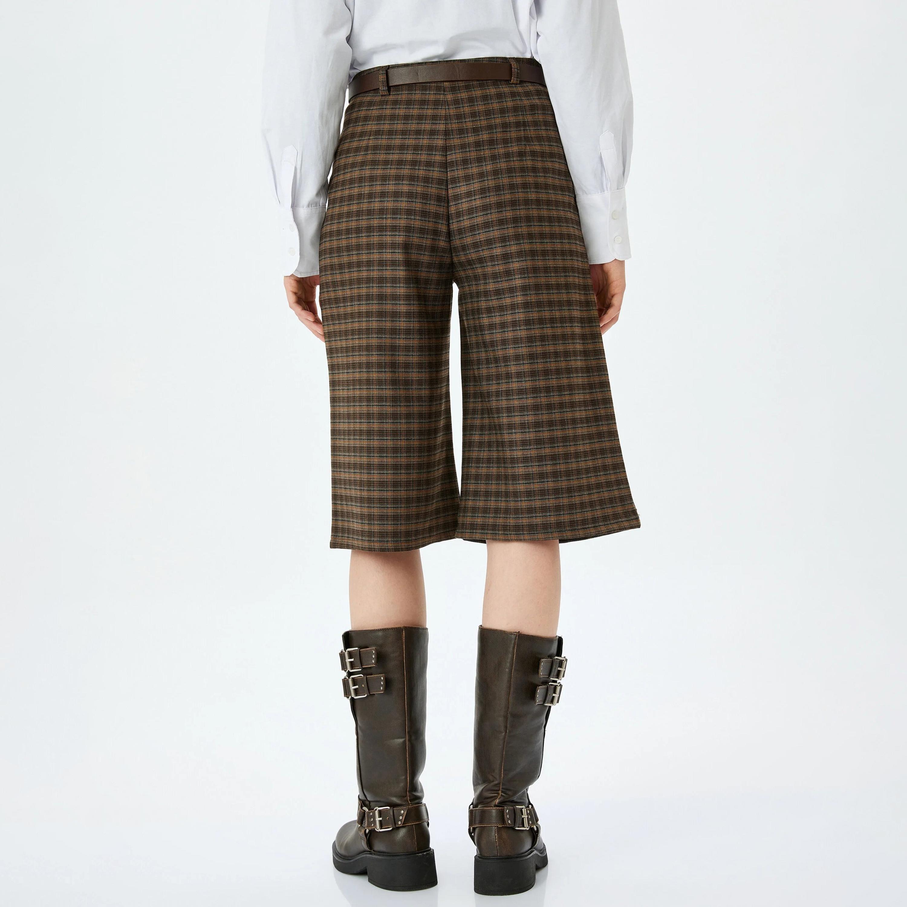 KOTON Brown Checked Zipped Women's Trousers-women-clothing-bottoms-shorts-image-3