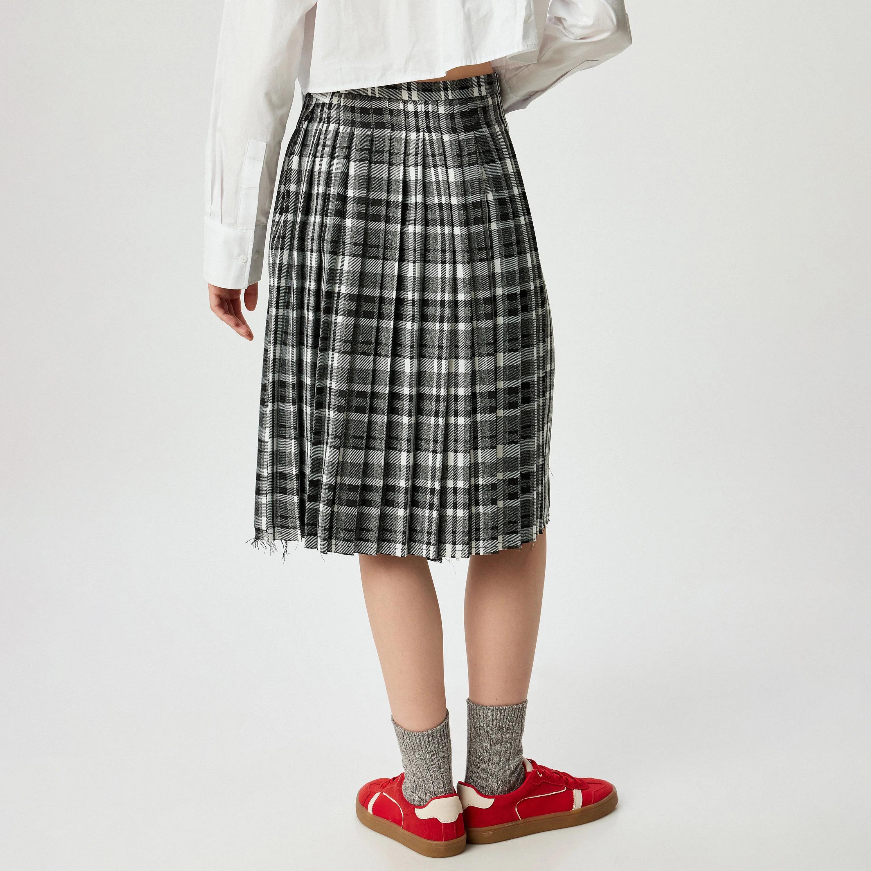 KOTON Grey Checked & Pleated Buckle Closure Women's Skirt-women-clothing-bottoms-skirts-image-3