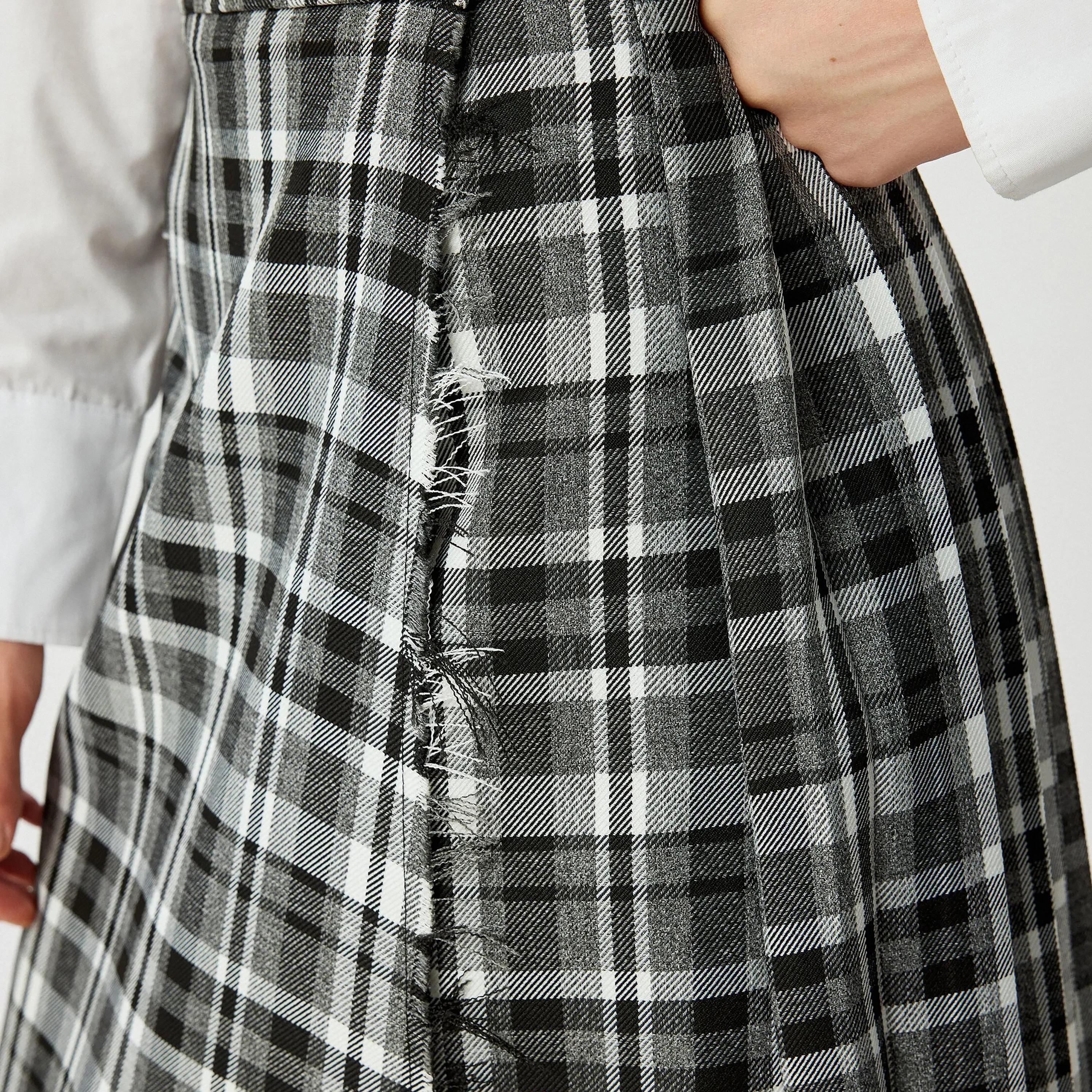 KOTON Grey Checked & Pleated Buckle Closure Women's Skirt-women-clothing-bottoms-skirts-image-4