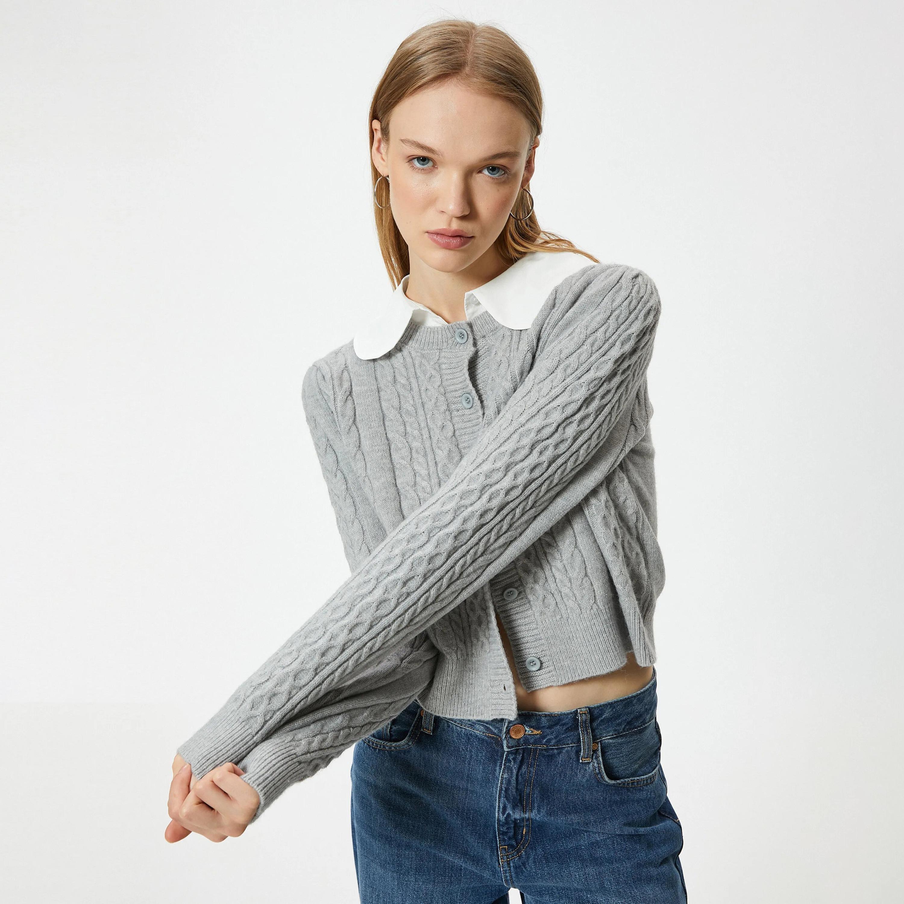 كارديجان نسائي رمادي محبوك بالكابل من كوتون-women-winterwear-cardigansandjumpers-cardigans-image-2