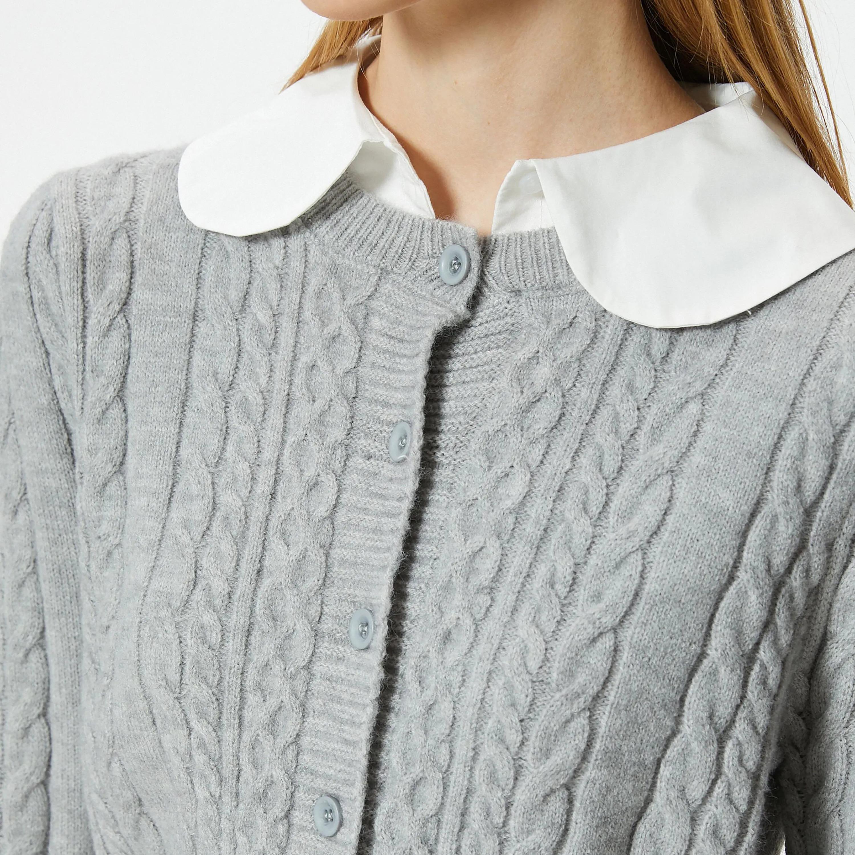 كارديجان نسائي رمادي محبوك بالكابل من كوتون-women-winterwear-cardigansandjumpers-cardigans-image-4
