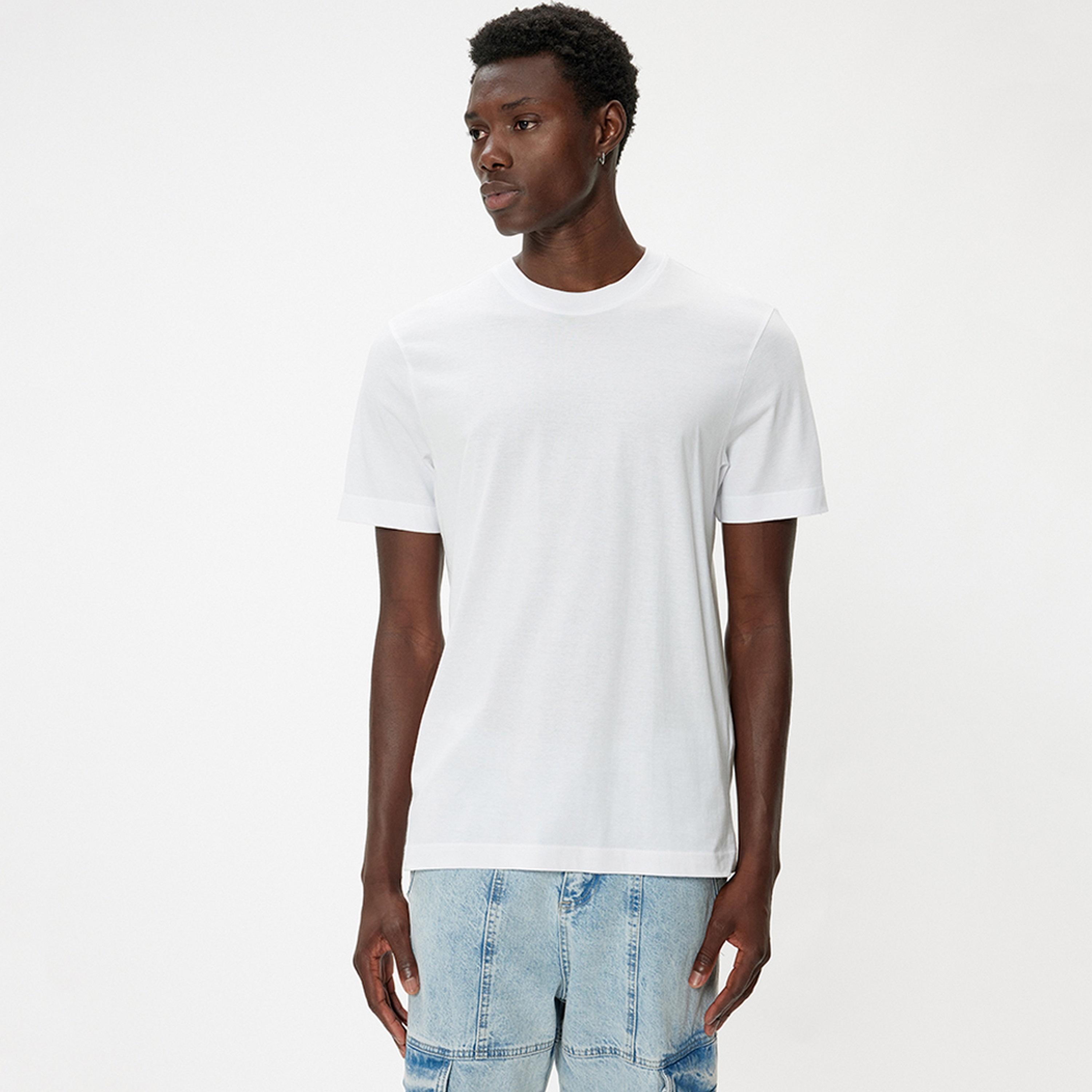 تيشيرت رجالي بأكمام قصيرة وياقة دائرية سادة من كوتون.-men-clothing-tshirtsandpolos-tshirts-image-1