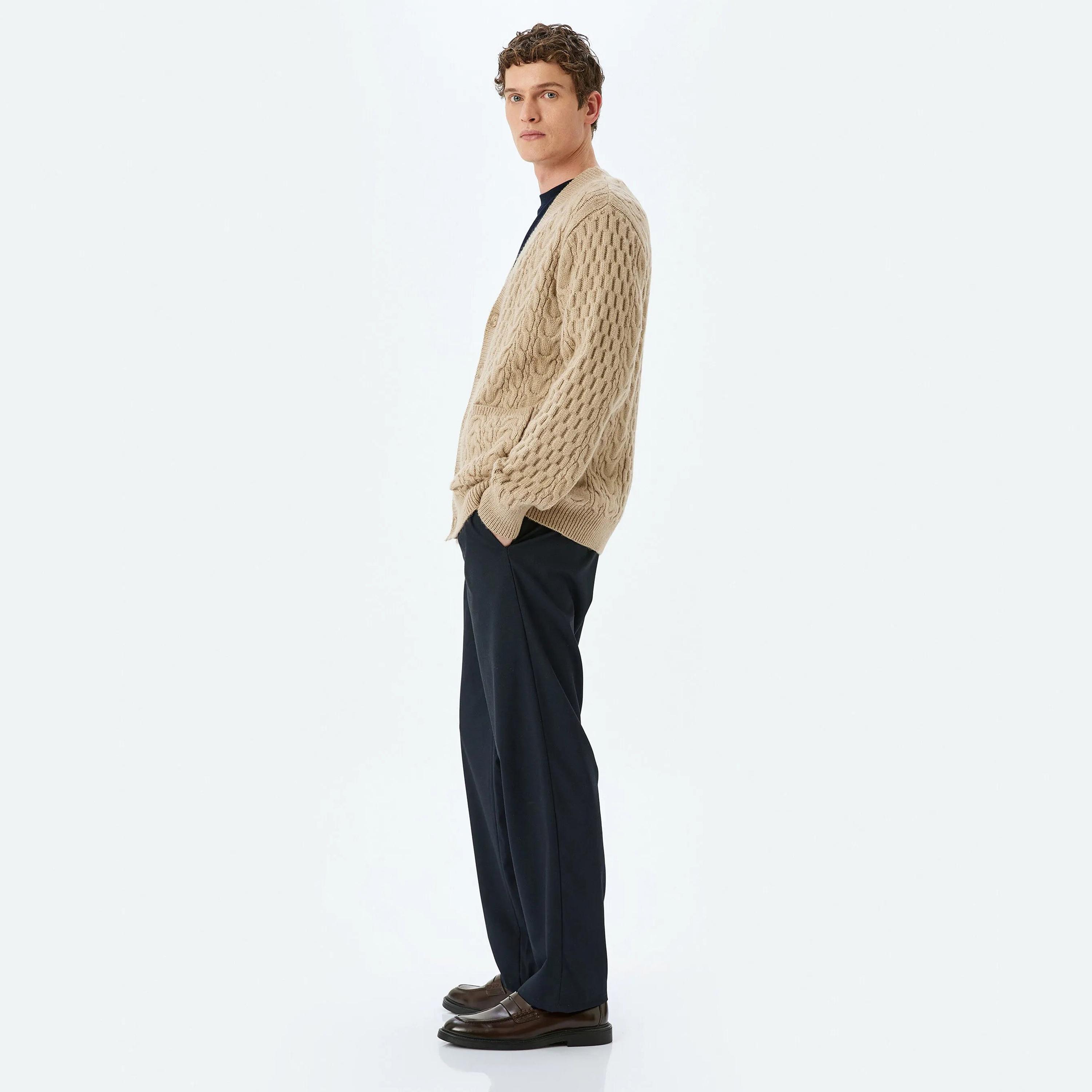 KOTON Cable Knitted V-Neck Long Sleeves Men's Cardigan-men-clothing-sweatersandpullovers-image-2
