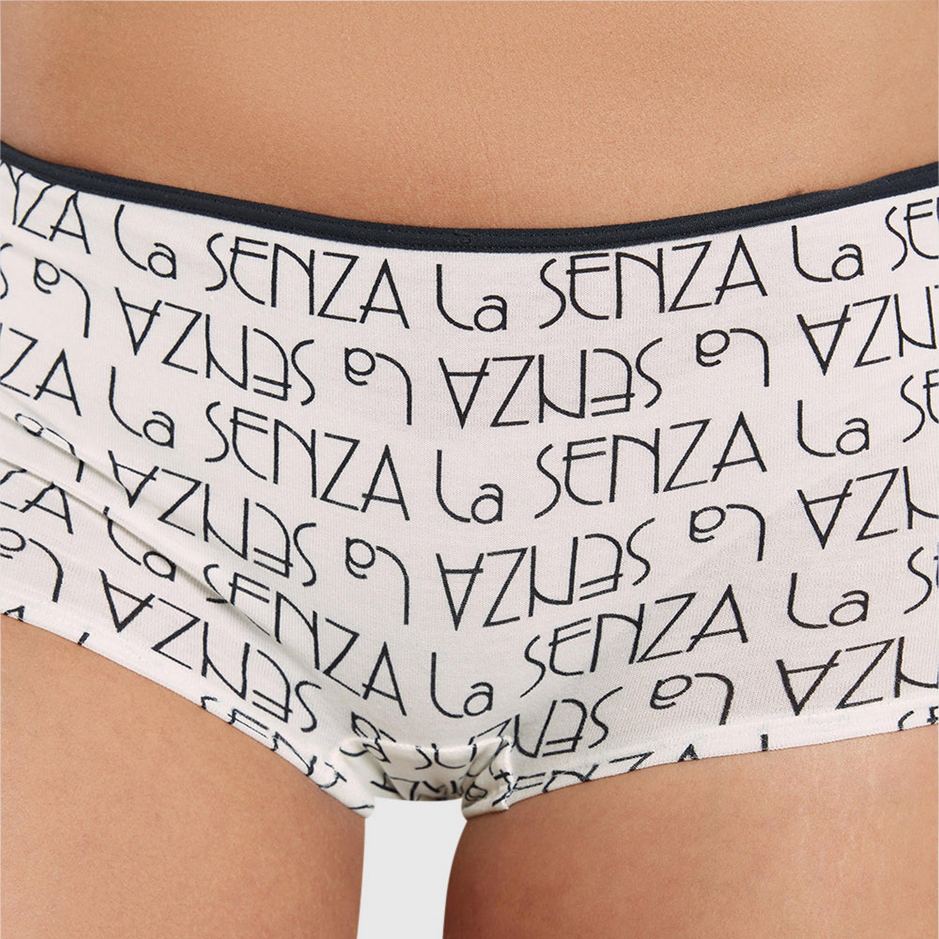 شورتات نسائية بتغطية كاملة، قطن أبيض بطبعة نص ريمكس من لا سنزا-women-clothing-lingerie-panties-image-4