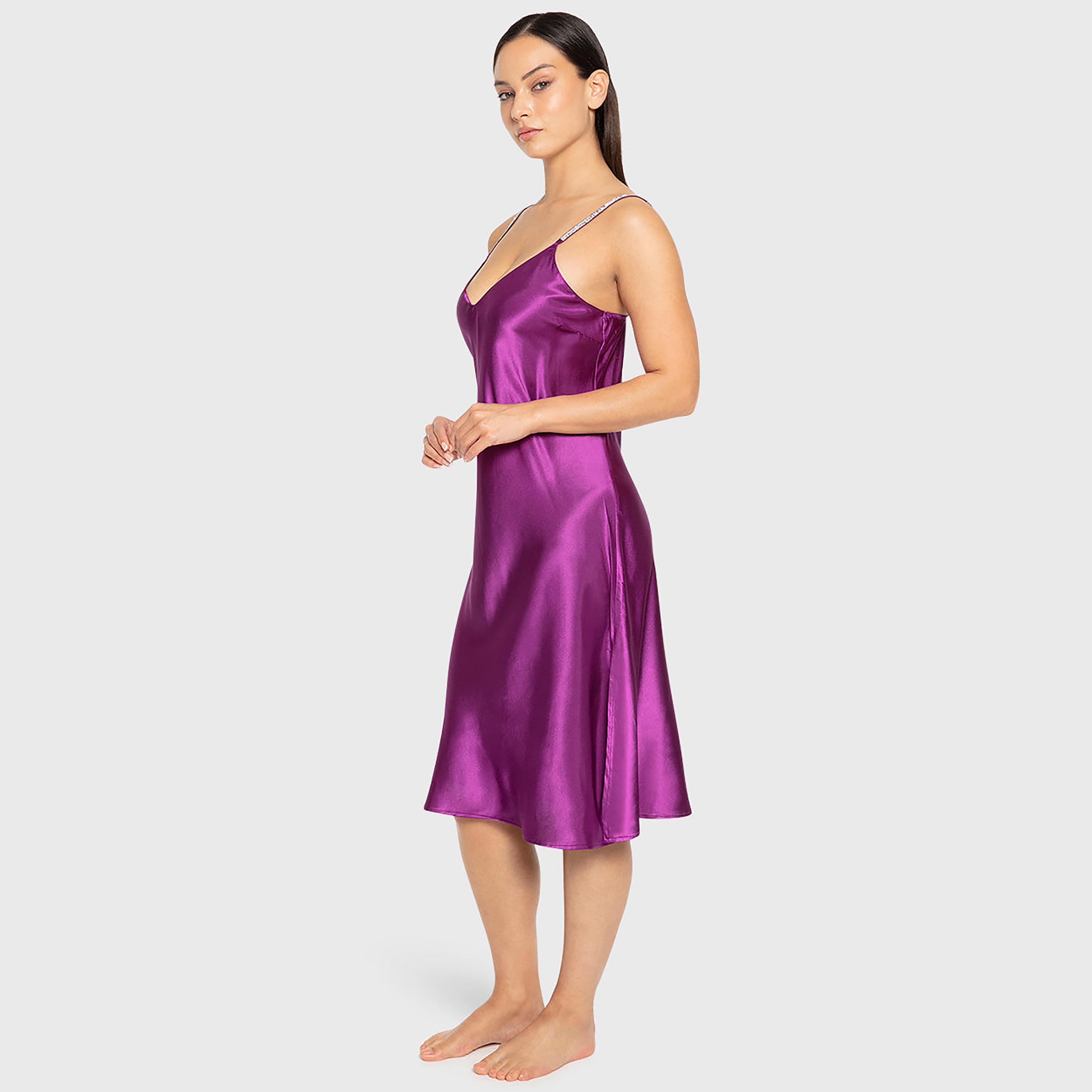 فستان نوم نسائي سادة بدون أكمام بحمالات من لا سينزا-women-clothing-nightwear-nighties-image-2