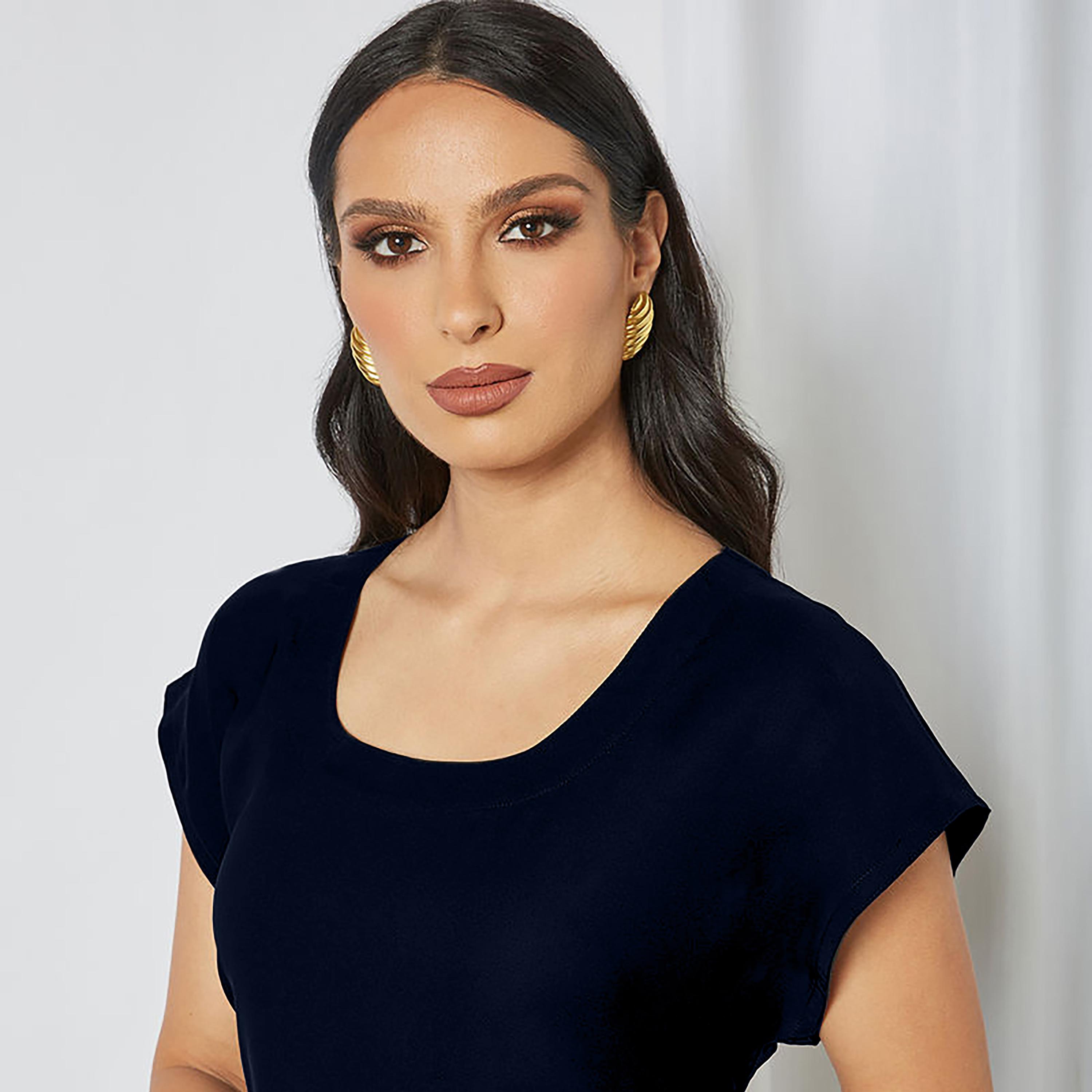 فستان داخلي نسائي من كريب نيدا من نخبة-women-arabicclothing-abayainner-image-2