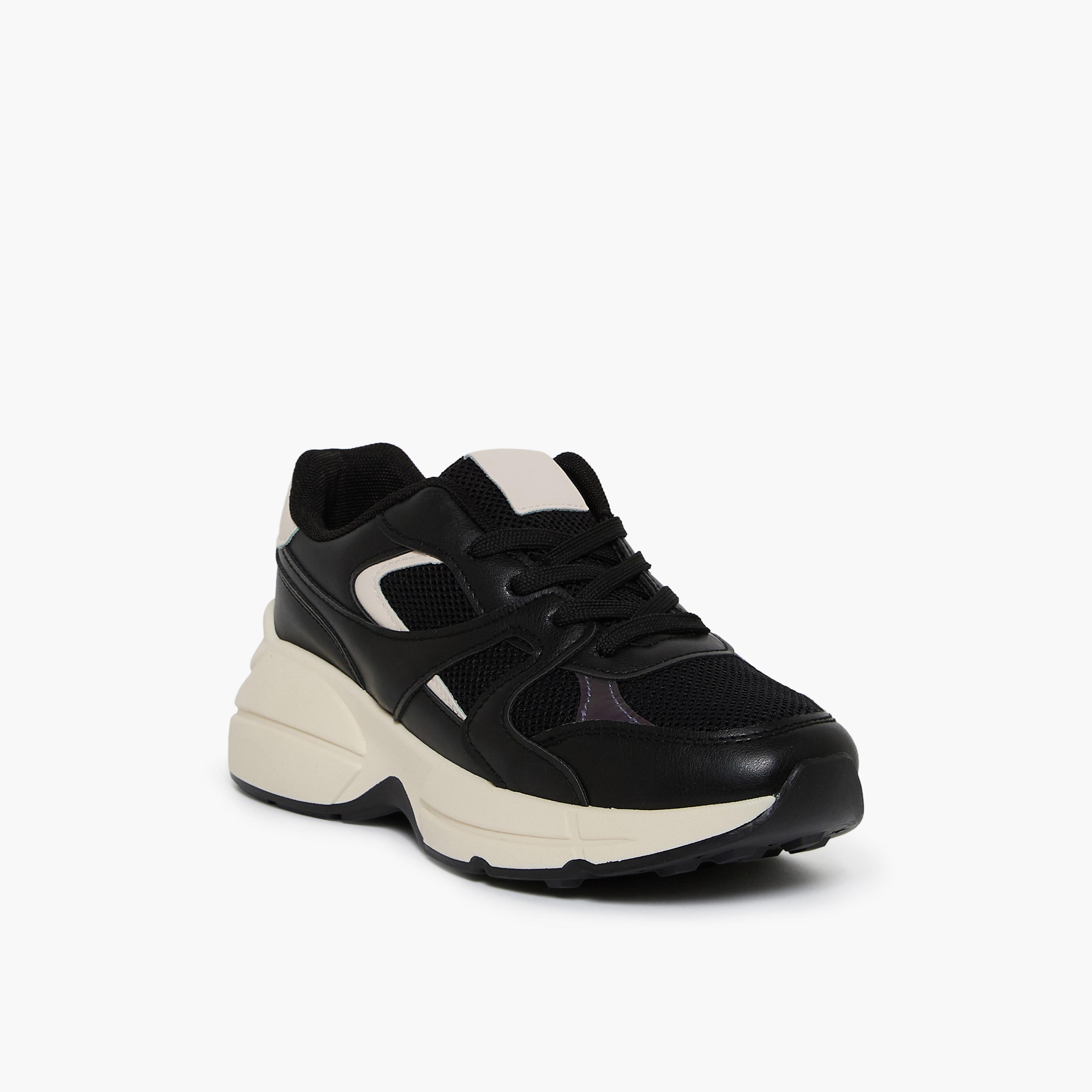 جيومني - حذاء رياضي أوزكان برباط نعل سميك كاحل منخفض للنساء | 615TF311-32-BLACK-women-shoes-sneakers-image-1