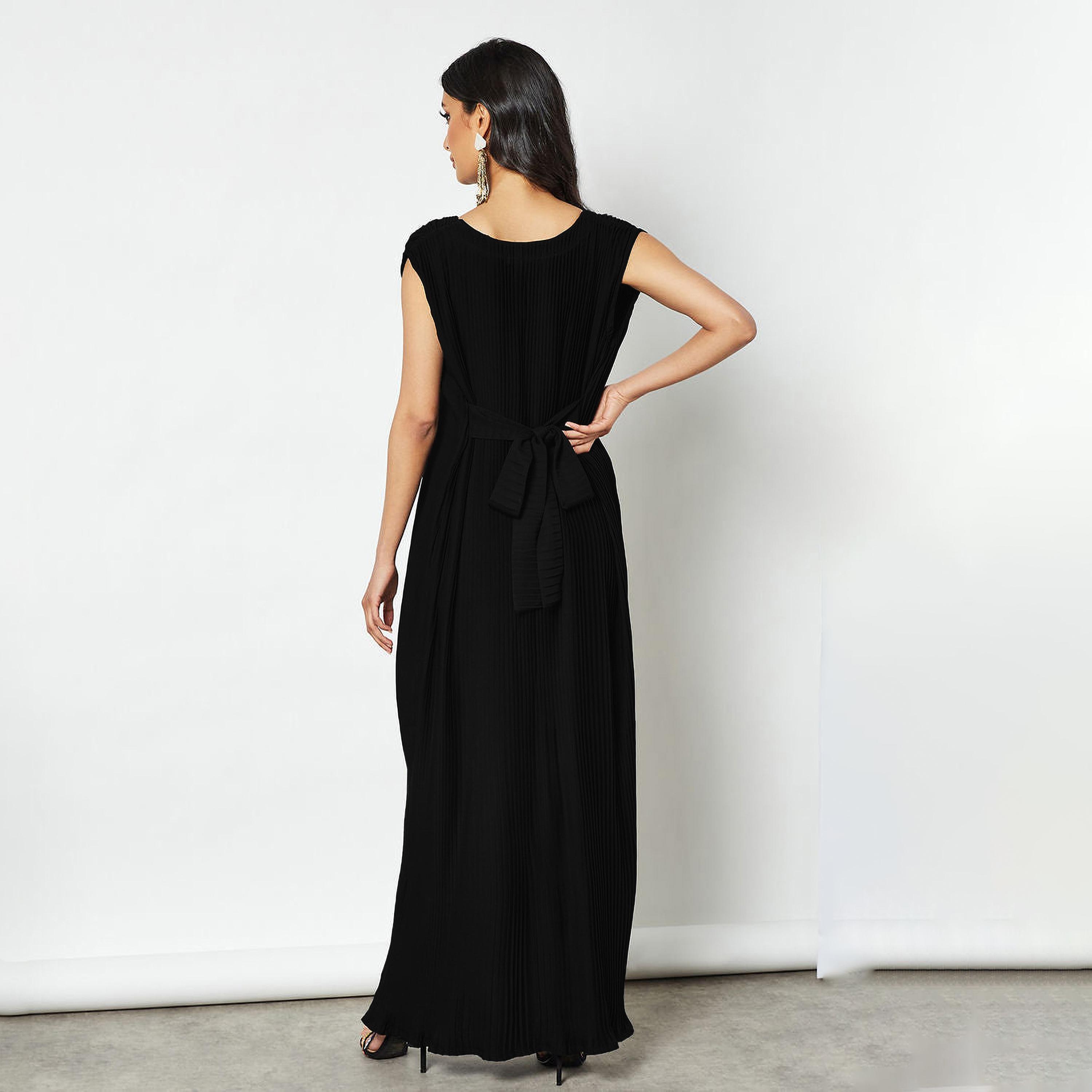 Nukhbaa Pleated Cap Sleeves Crepe Nida Women's Abaya Inner Dress-women-arabicclothing-abayainner-image-3