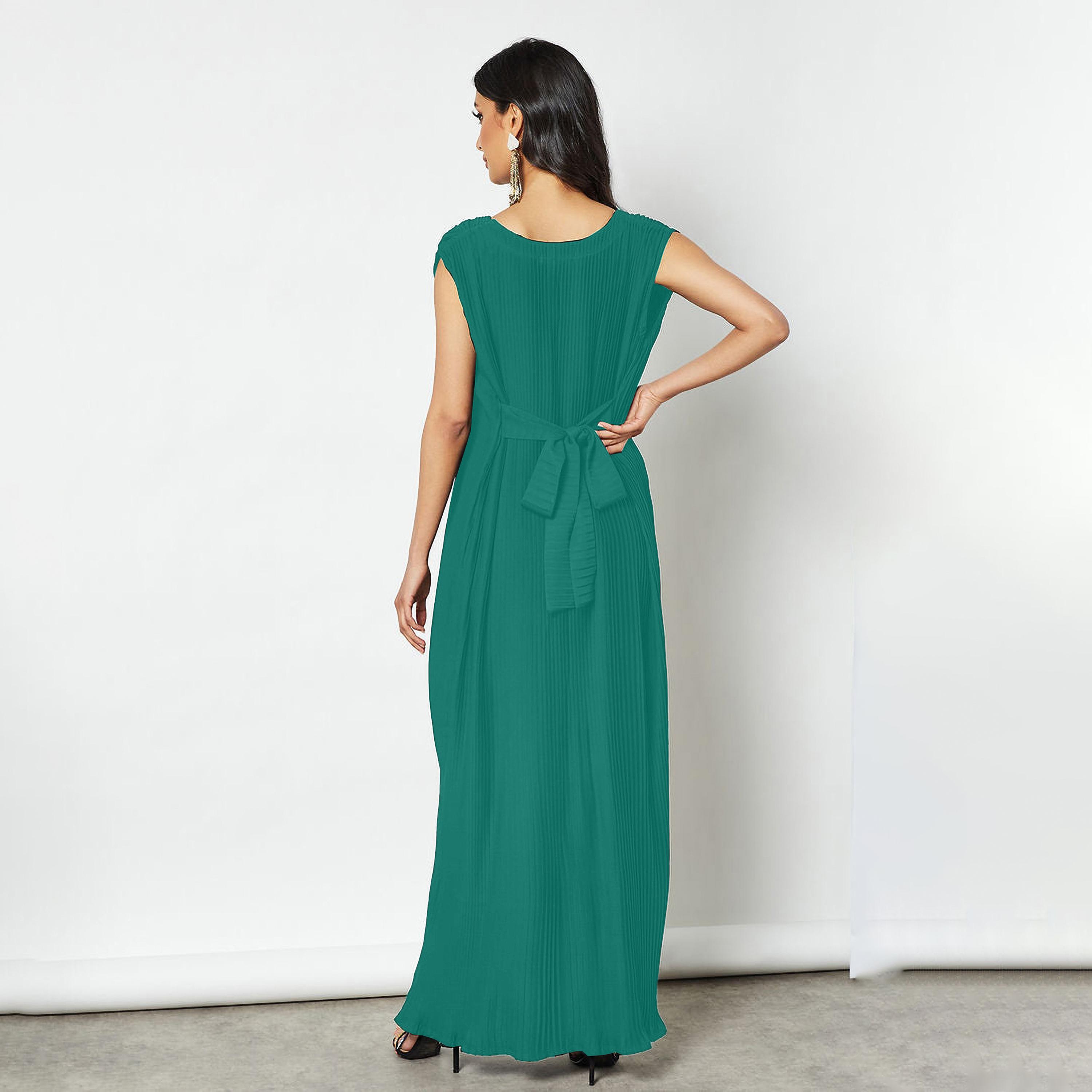 Nukhbaa Pleated Cap Sleeves Crepe Nida Women's Abaya Inner Dress-women-arabicclothing-abayainner-image-3