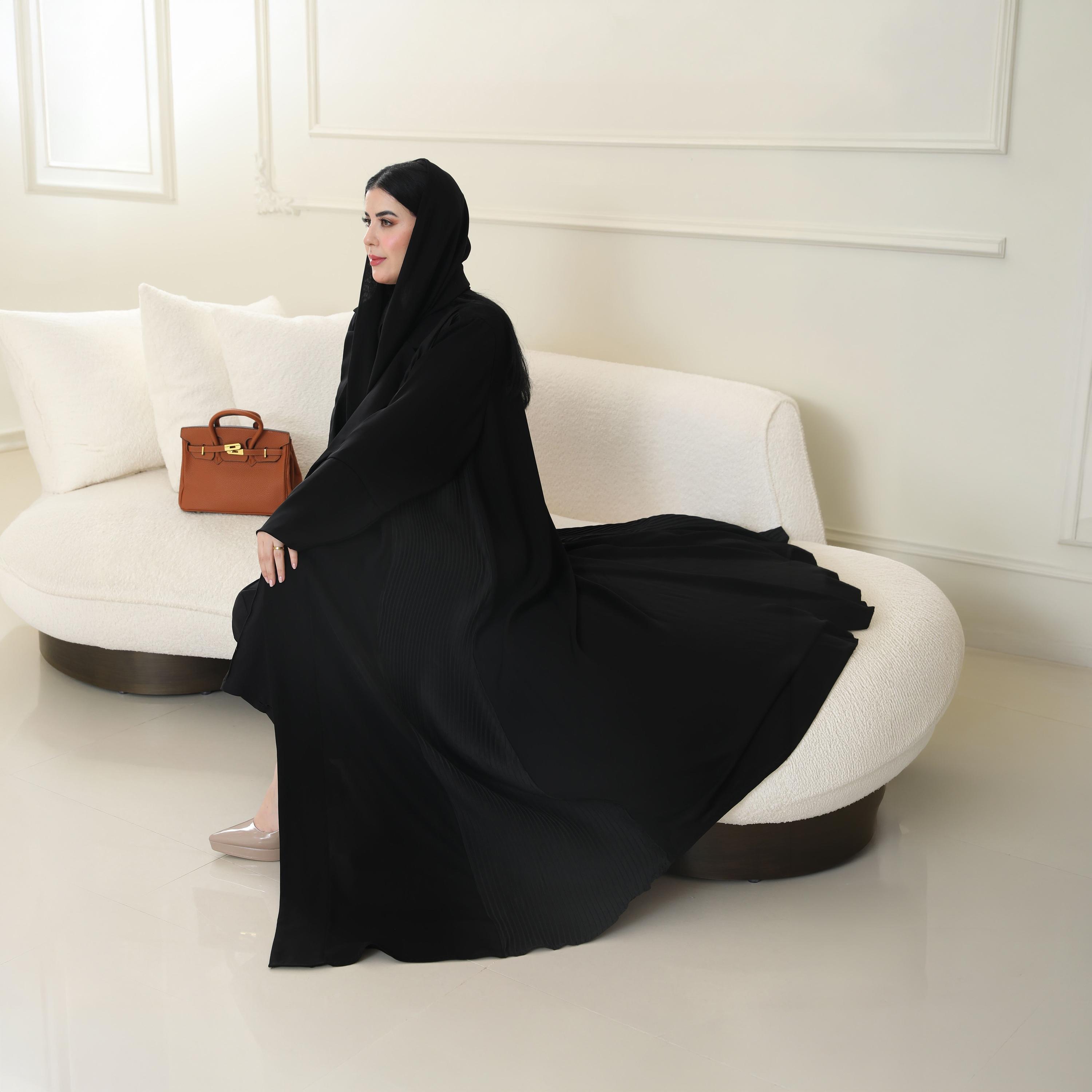 Elegant Hijab Pleated Panel Lapel Collar Crepe Women's Formal Blazer Half Cloche Abaya with Hijab-women-arabicclothing-abayas-image-3