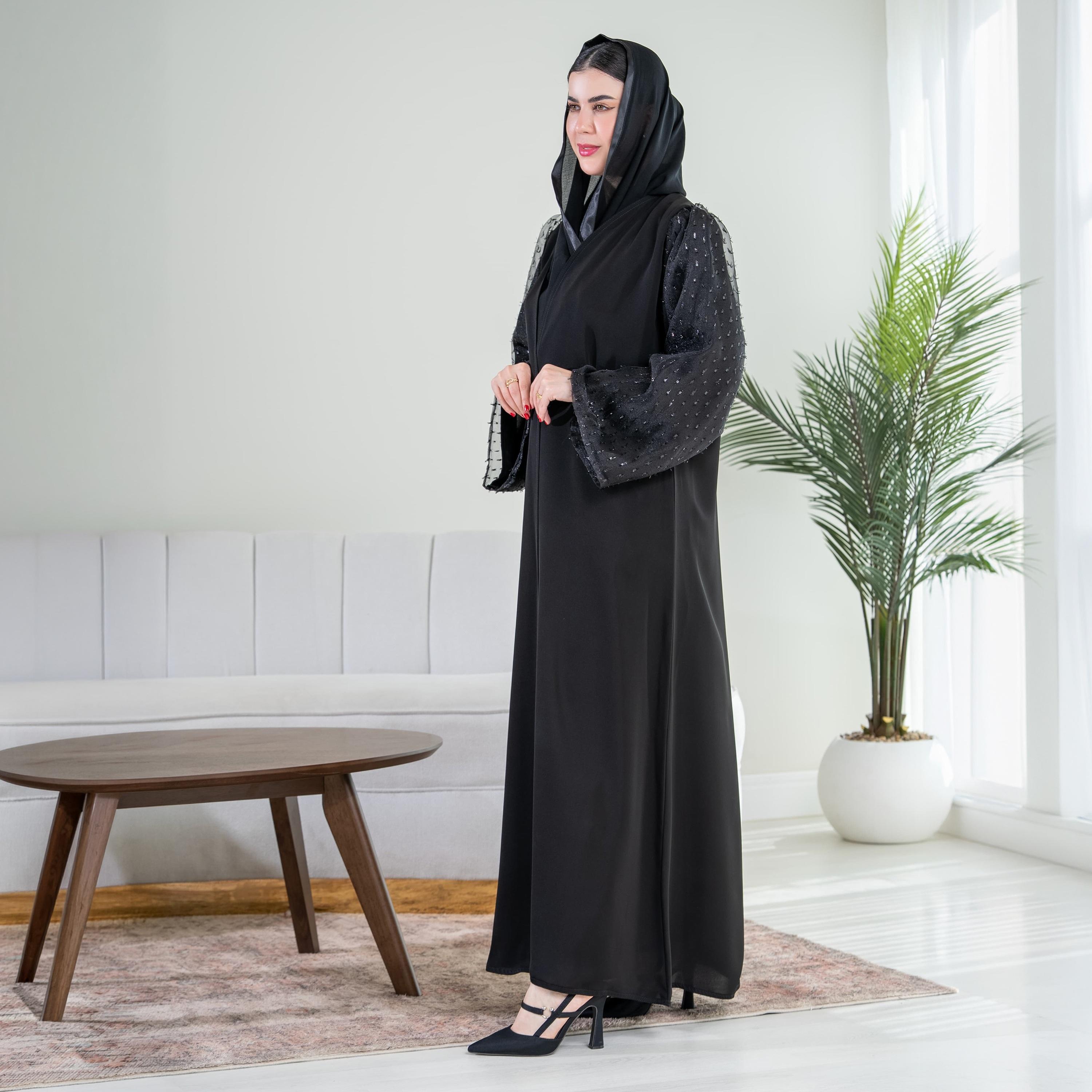 عباية نسائية "نصف كلوش" بأكمام واسعة شفافة قماش كريب مع حجاب - أسود من إيليجنت حجاب-women-arabicclothing-abayas-image-2