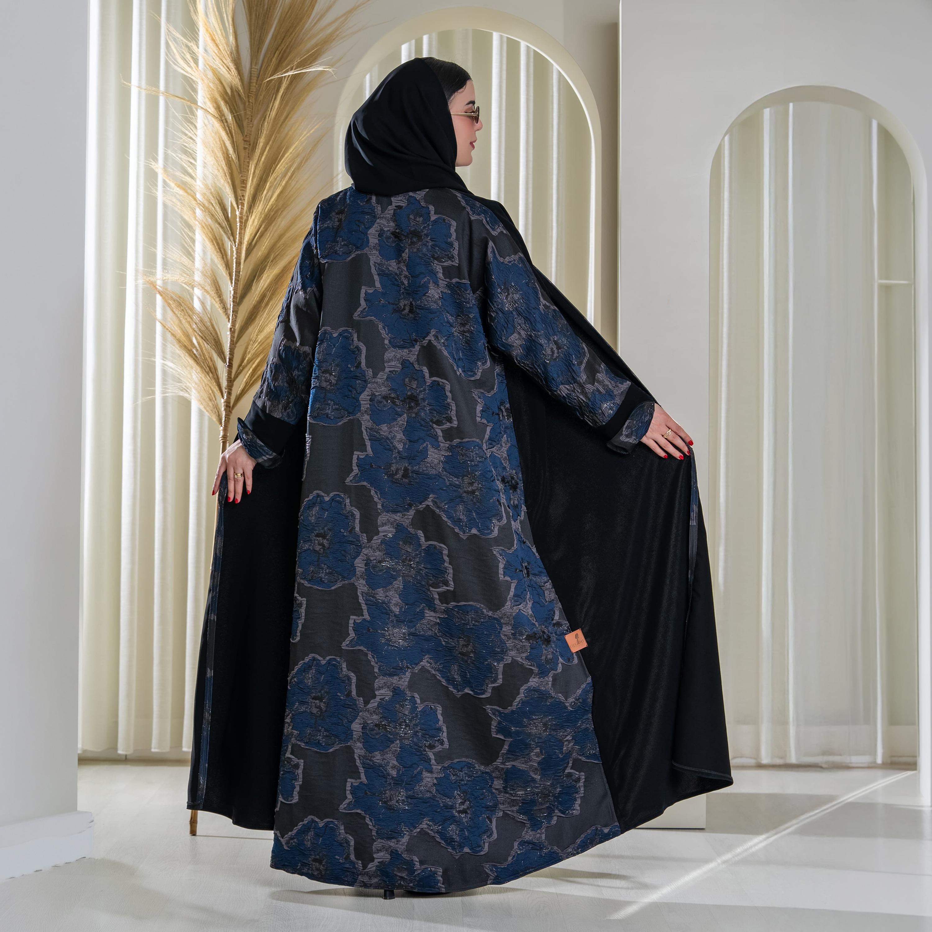 Elegant Hijab Black Floral Print Crepe Women's Half Cloche Abaya with Hijab-women-arabicclothing-abayas-image-3