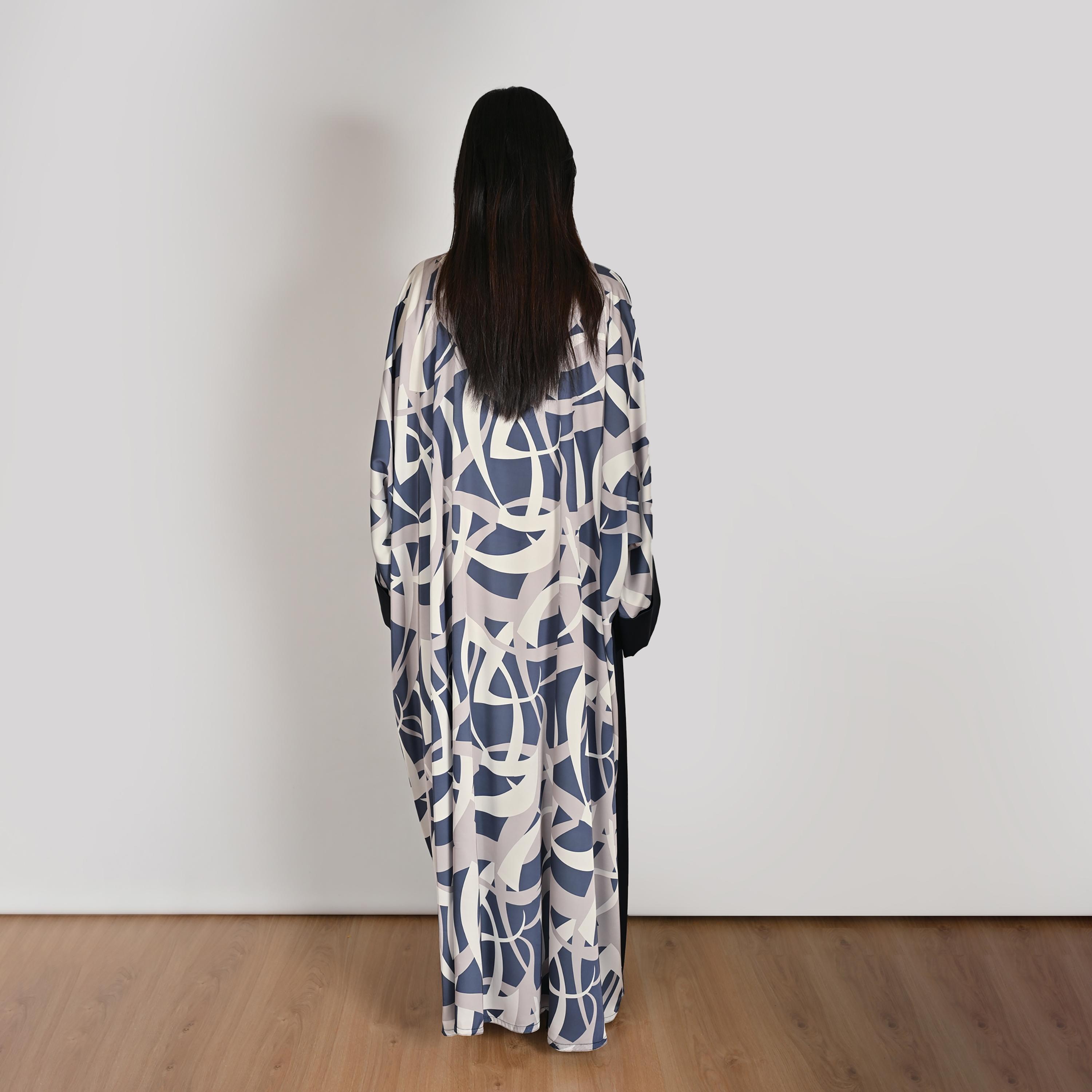 Hawraa Wide Sleeves Contrast Abstract Print Open Front Women's Bisht Linen Abaya with Hijab-women-arabicclothing-abayas-image-6