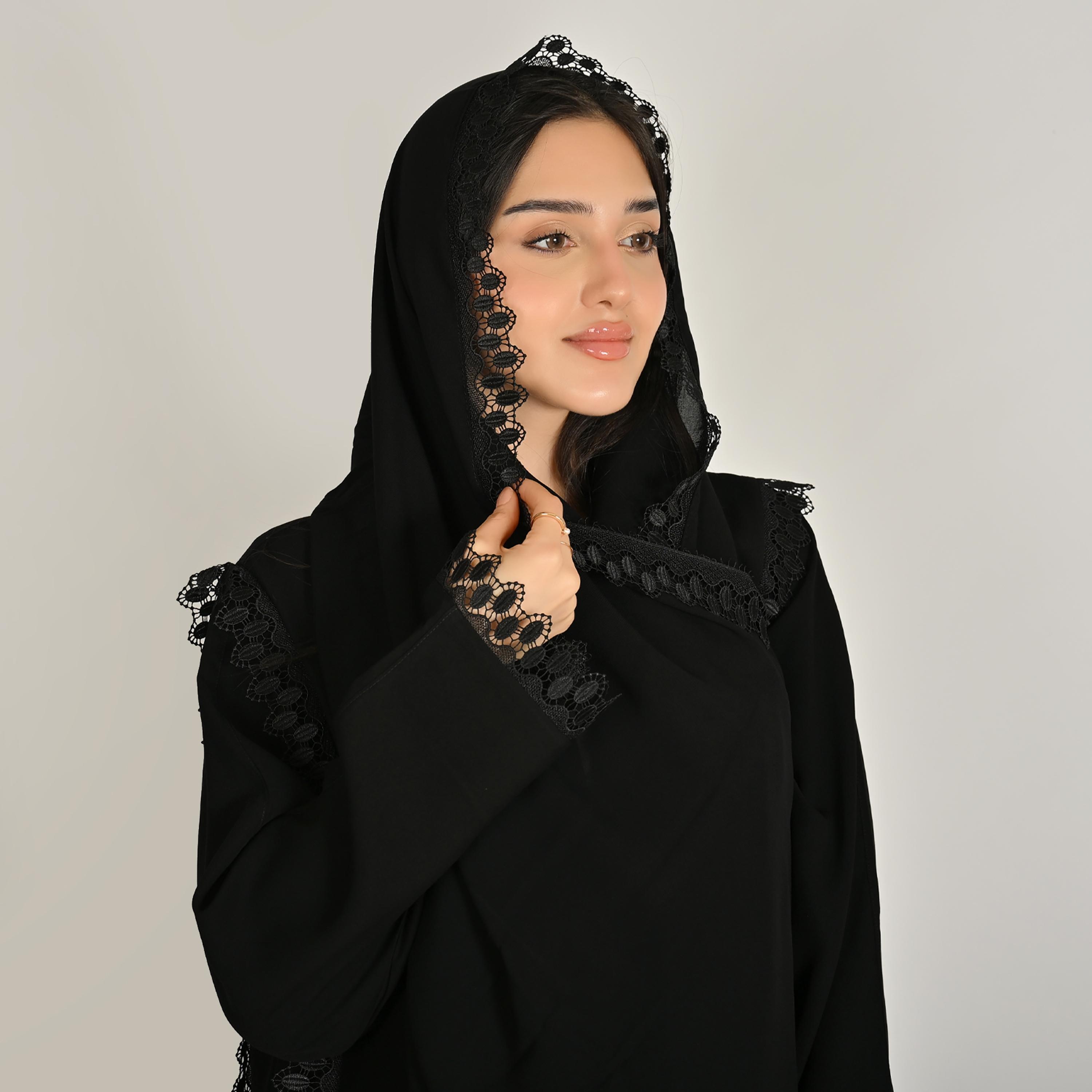 عباية كتان حريمي ومزينة بالدانتيل باللون الأسود مع حجاب من حوراء-women-arabicclothing-abayas-image-3